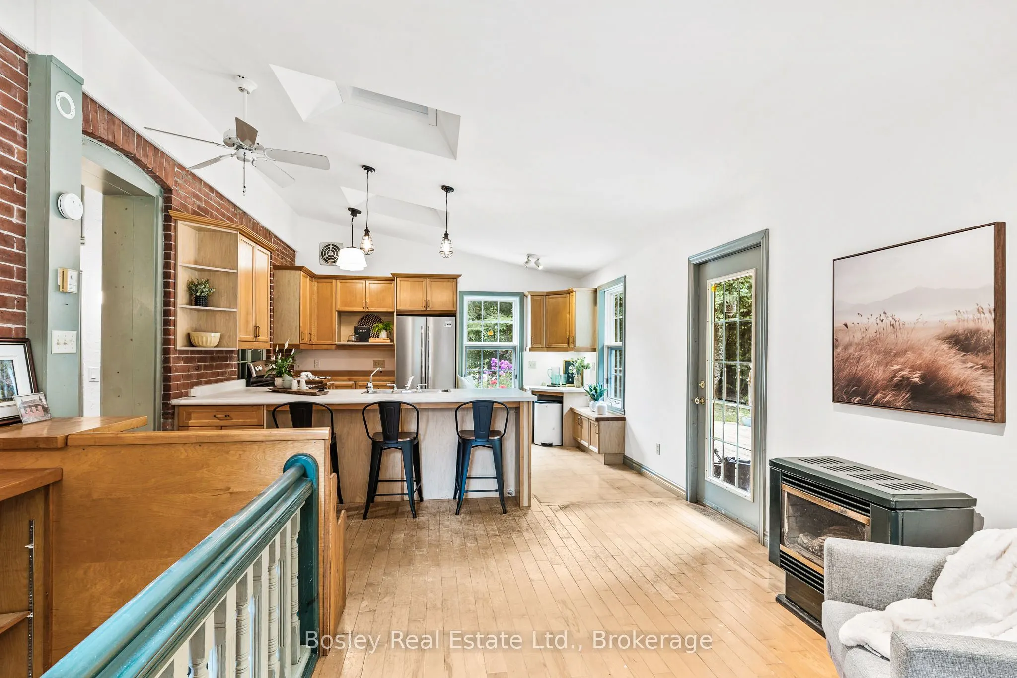 355276 The Blue Mountains Euphrasia Townline