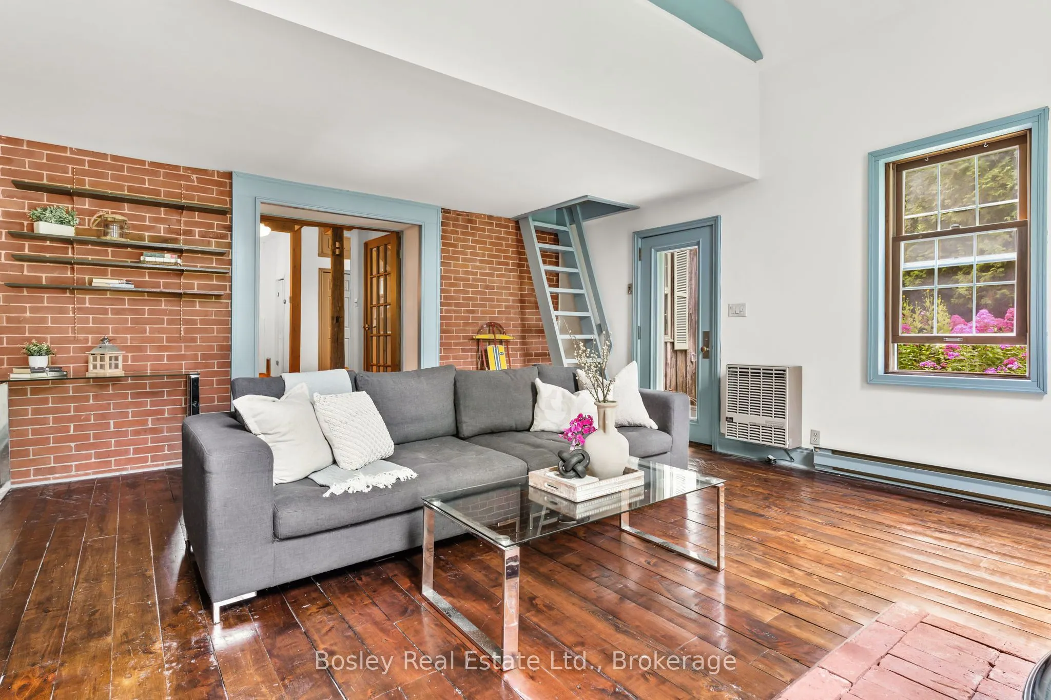 355276 The Blue Mountains Euphrasia Townline