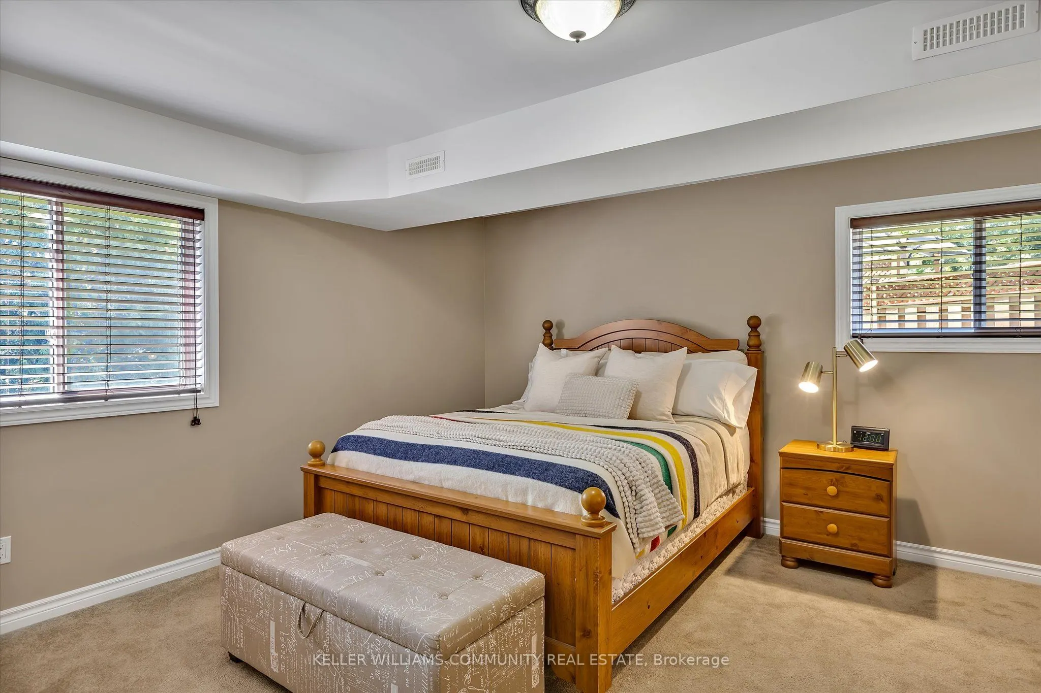 238 Lorne Court
