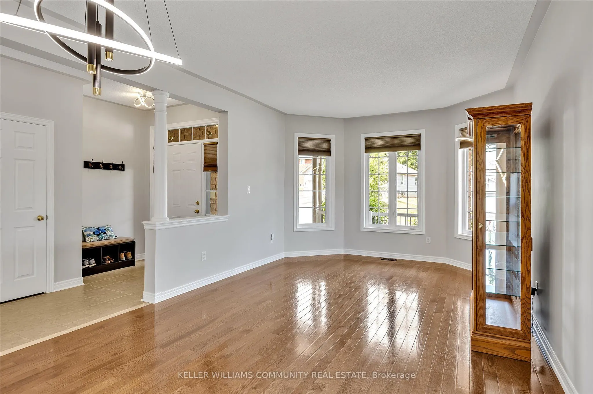 238 Lorne Court