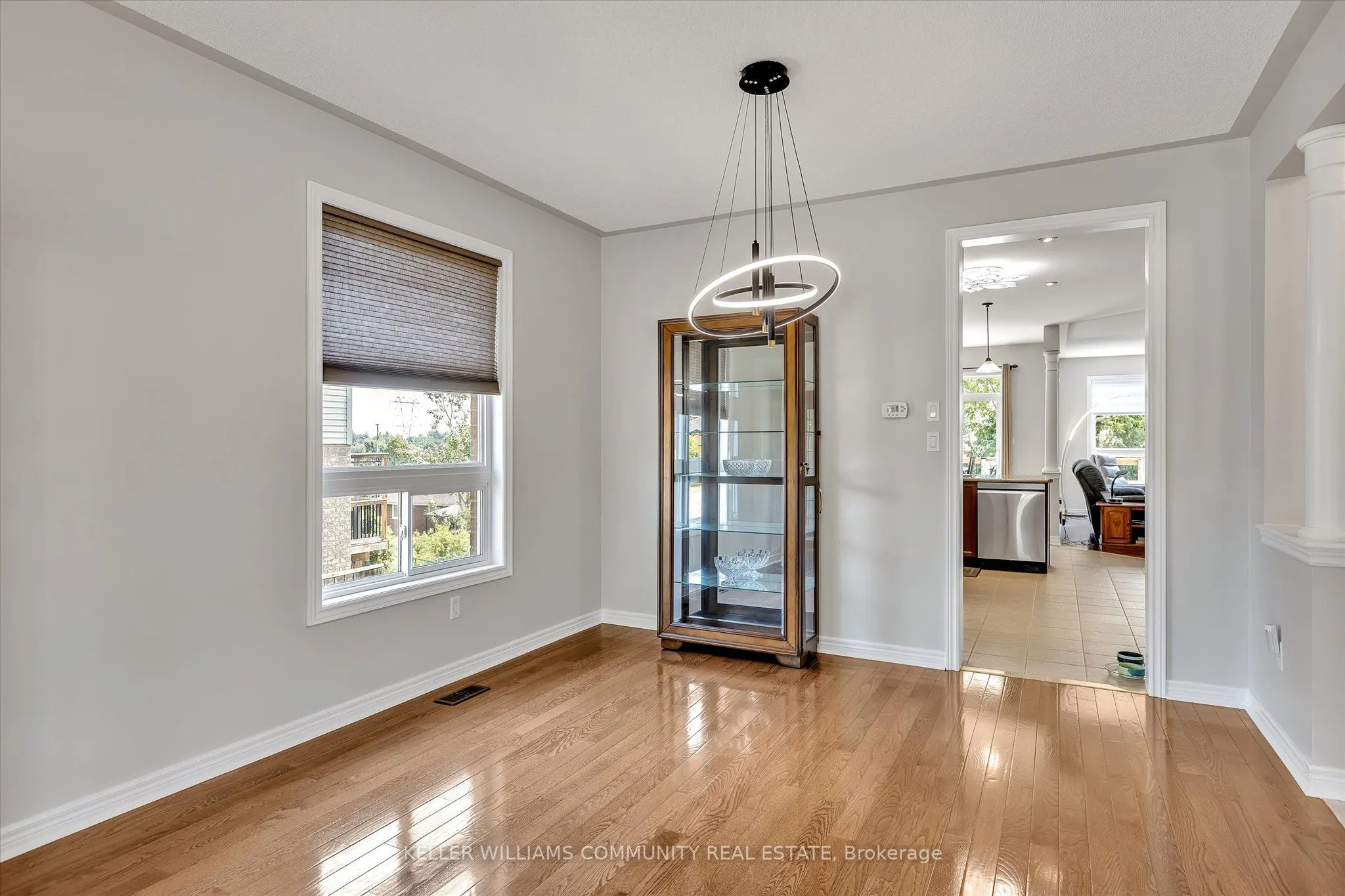 238 Lorne Court