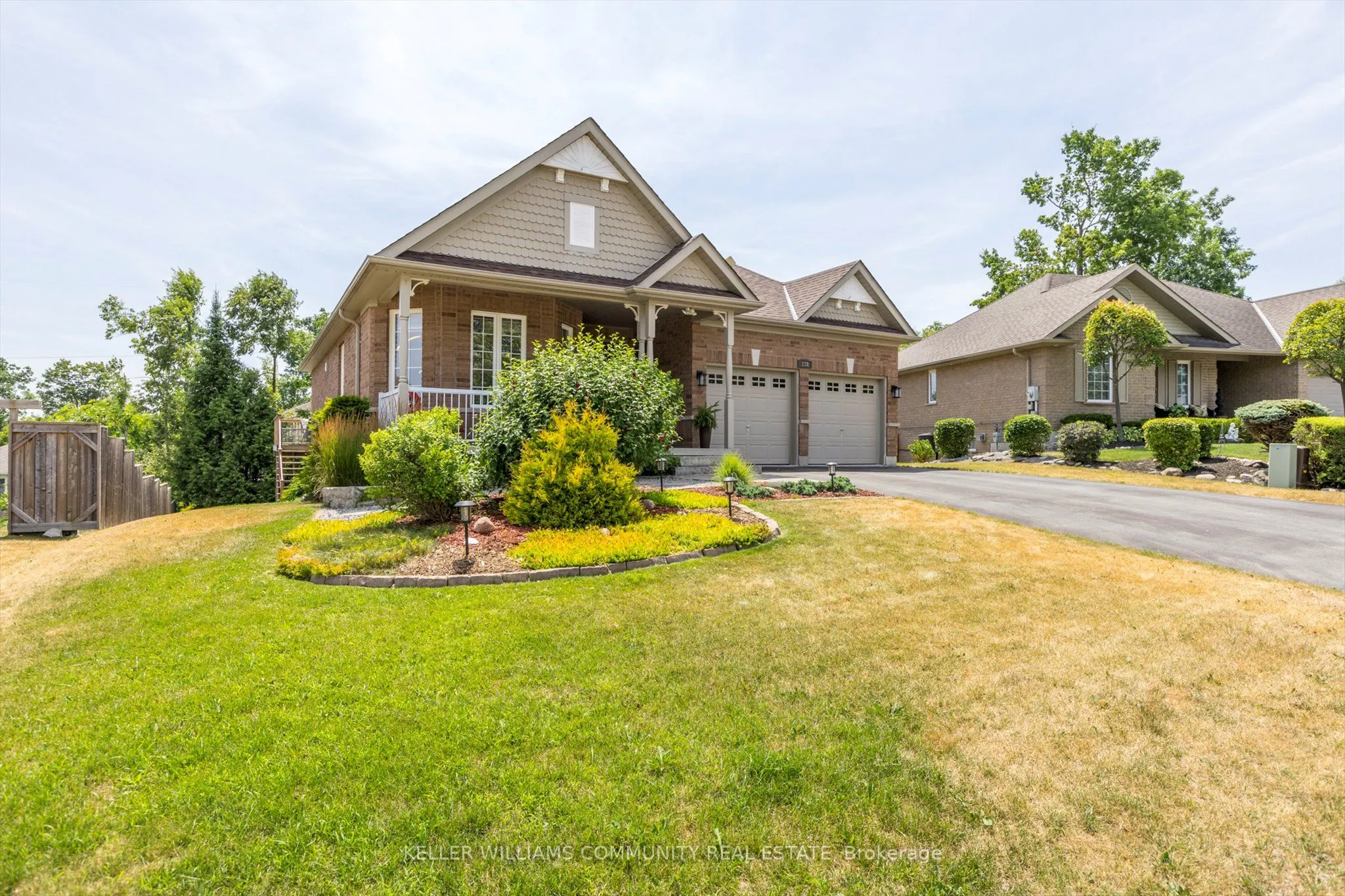 238 Lorne Court