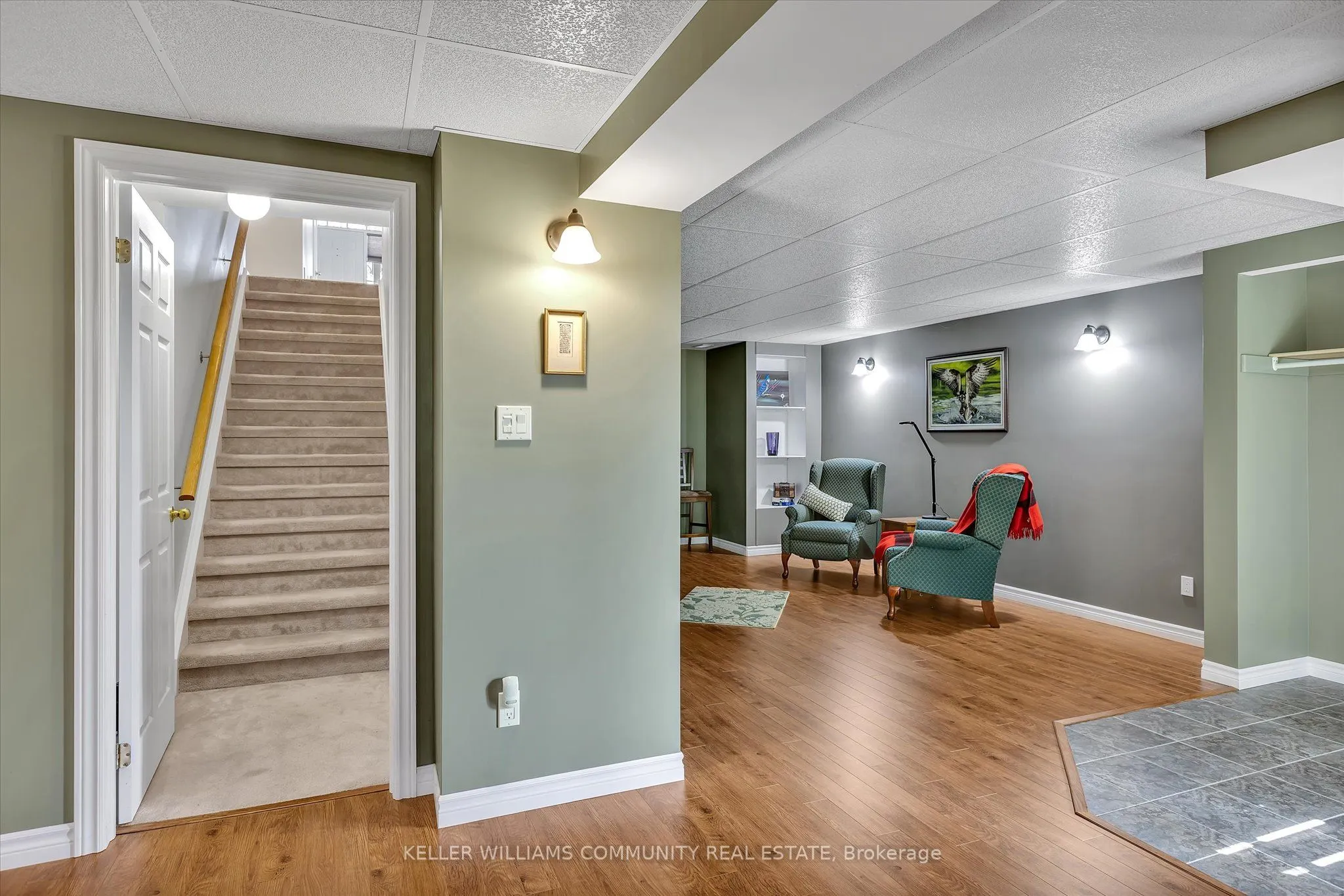 238 Lorne Court