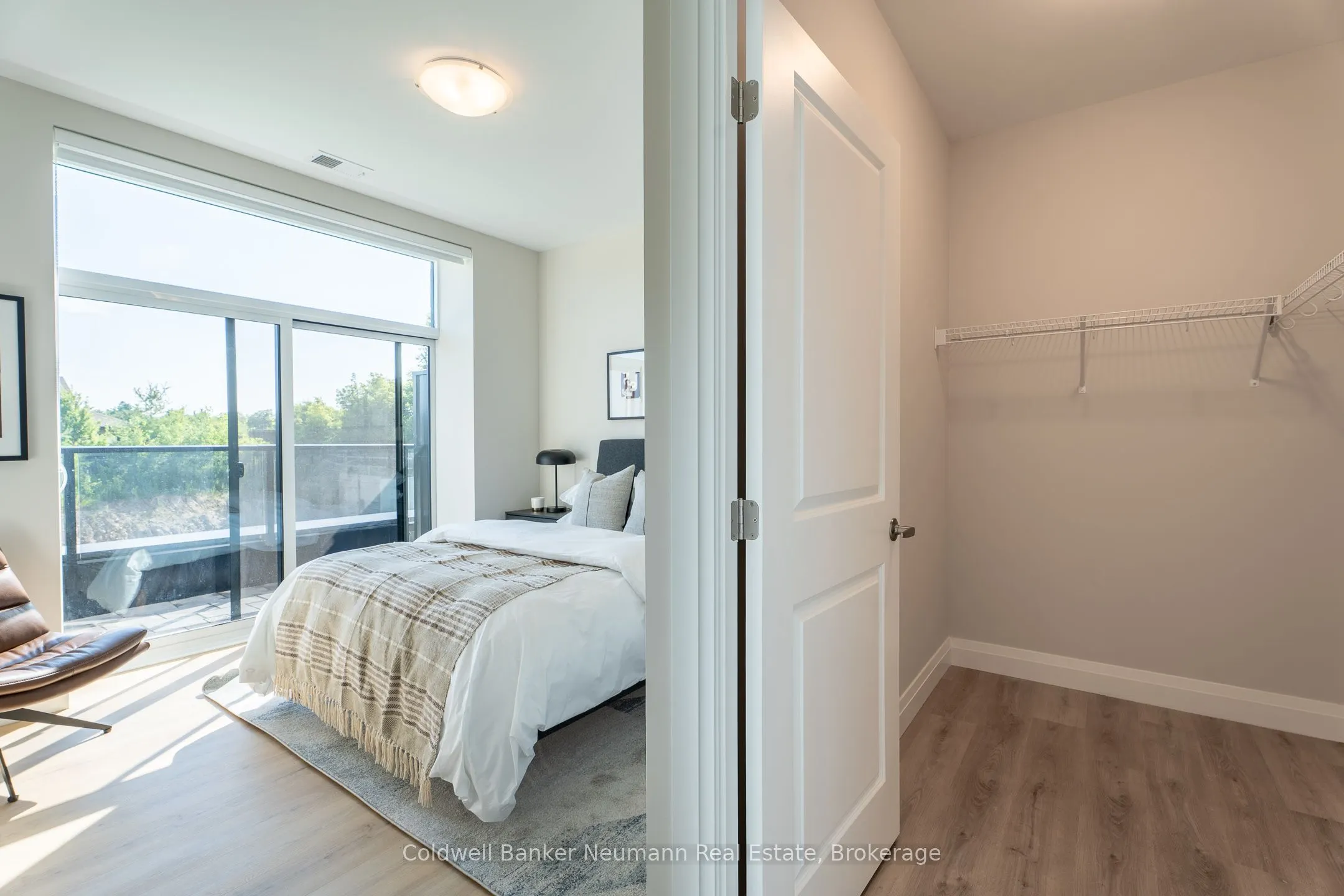 1882 Gordon Street, #215