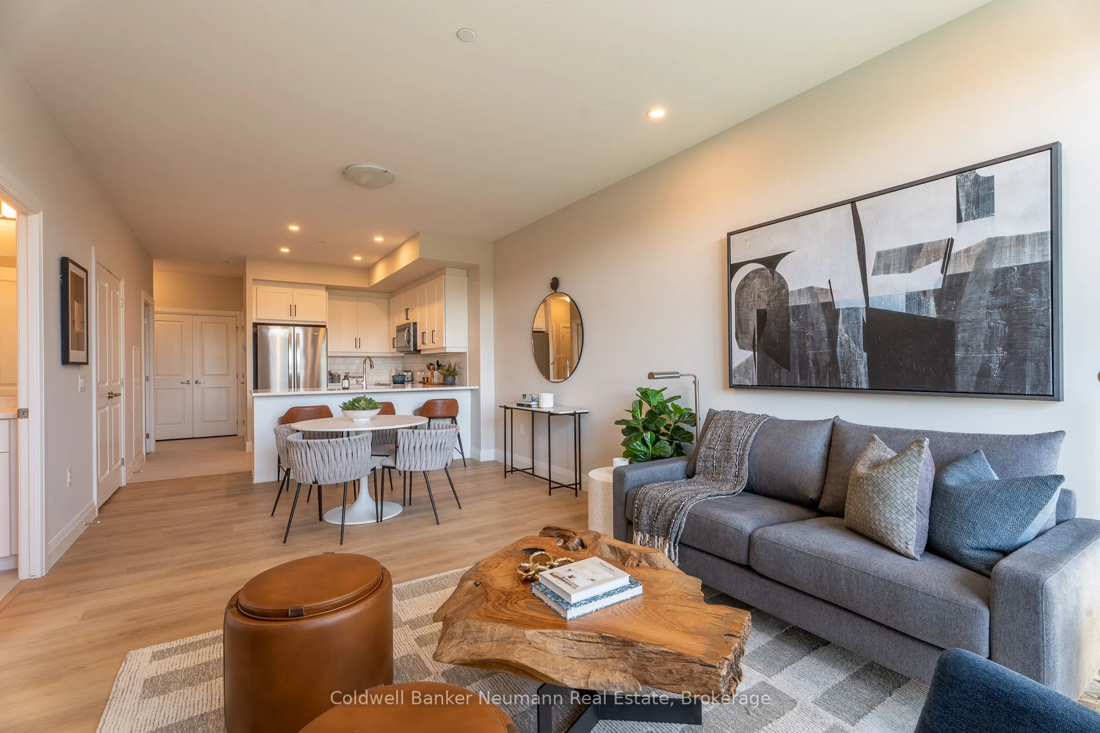 1882 Gordon Street, #215