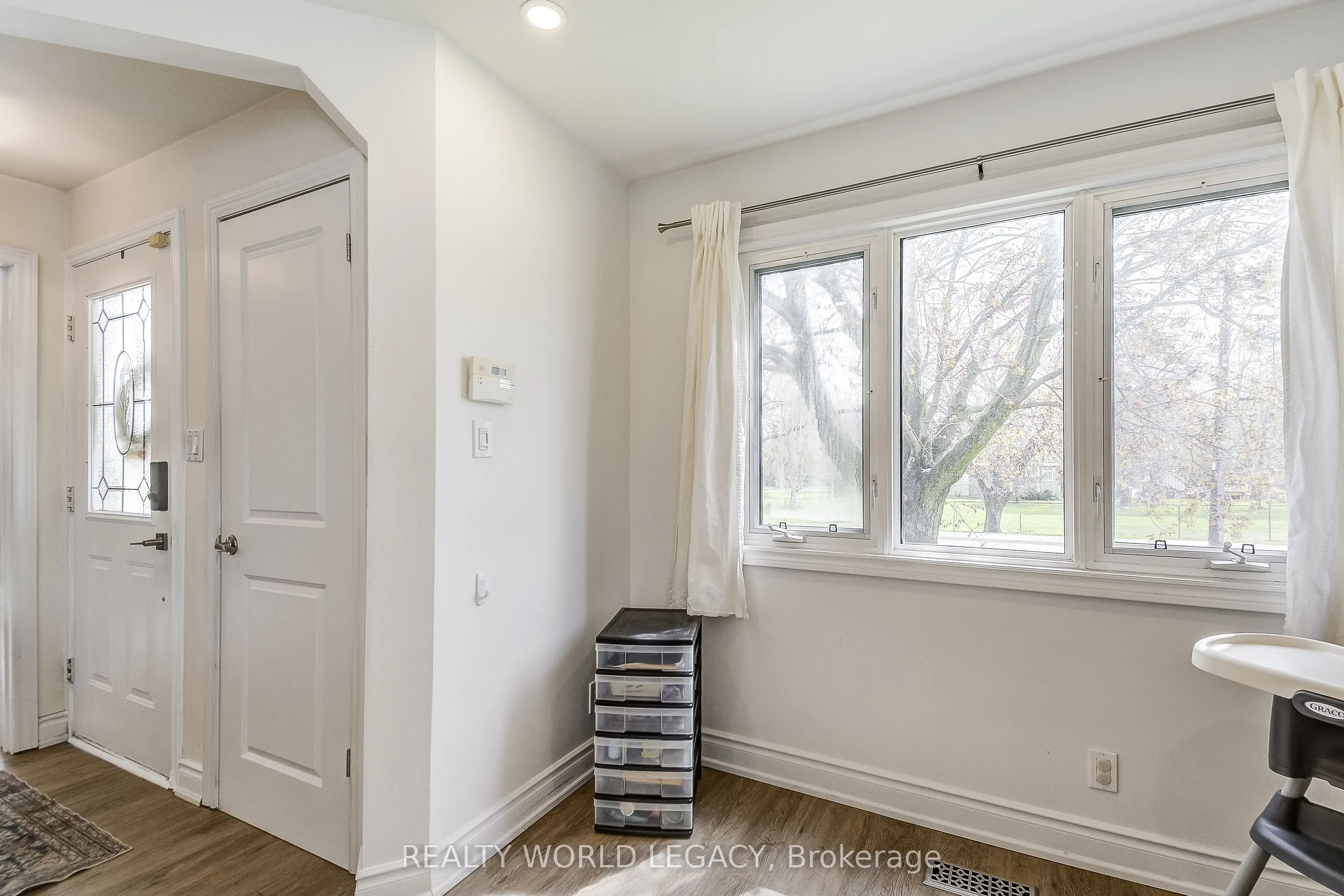 183 Nash Road N