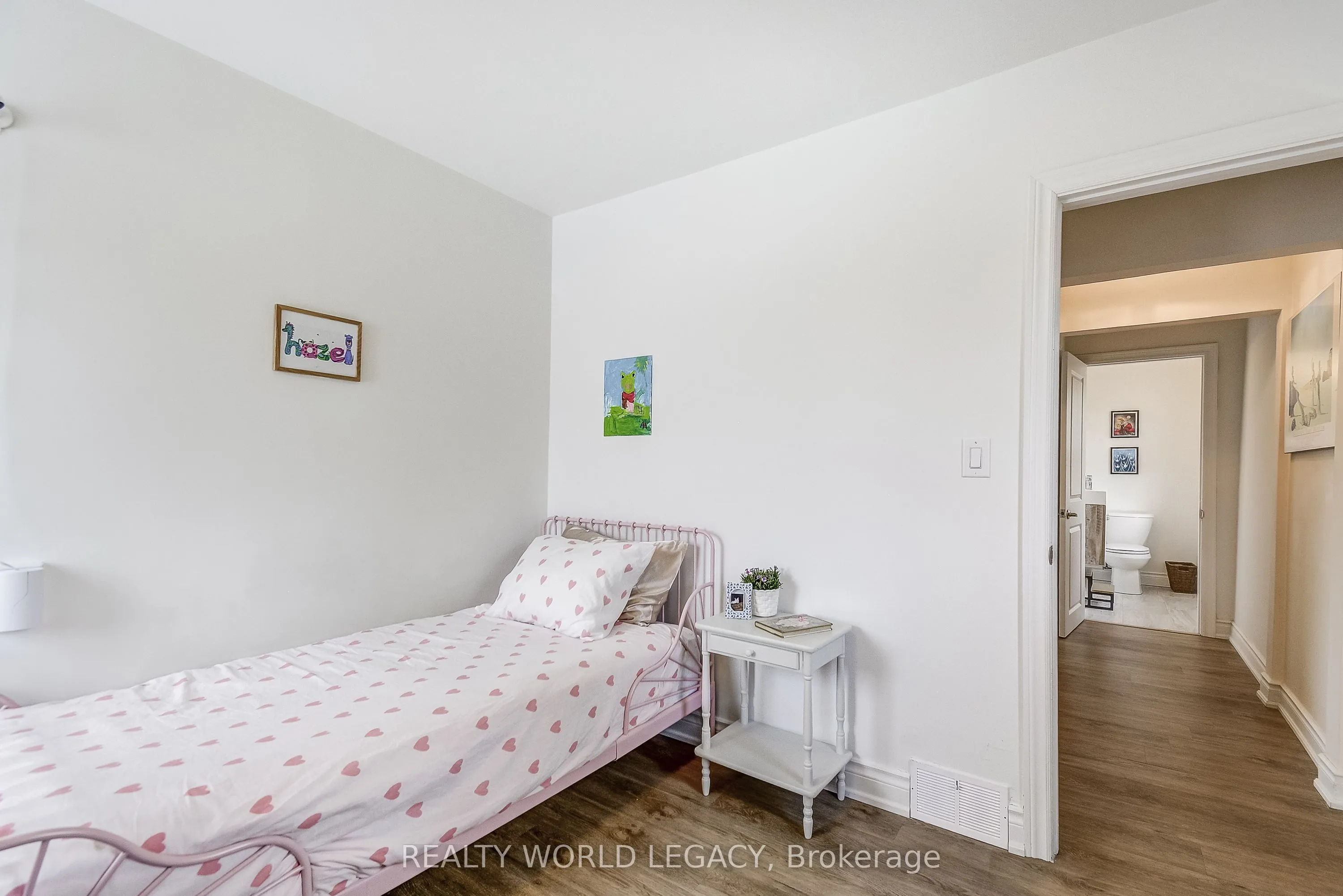 183 Nash Road N