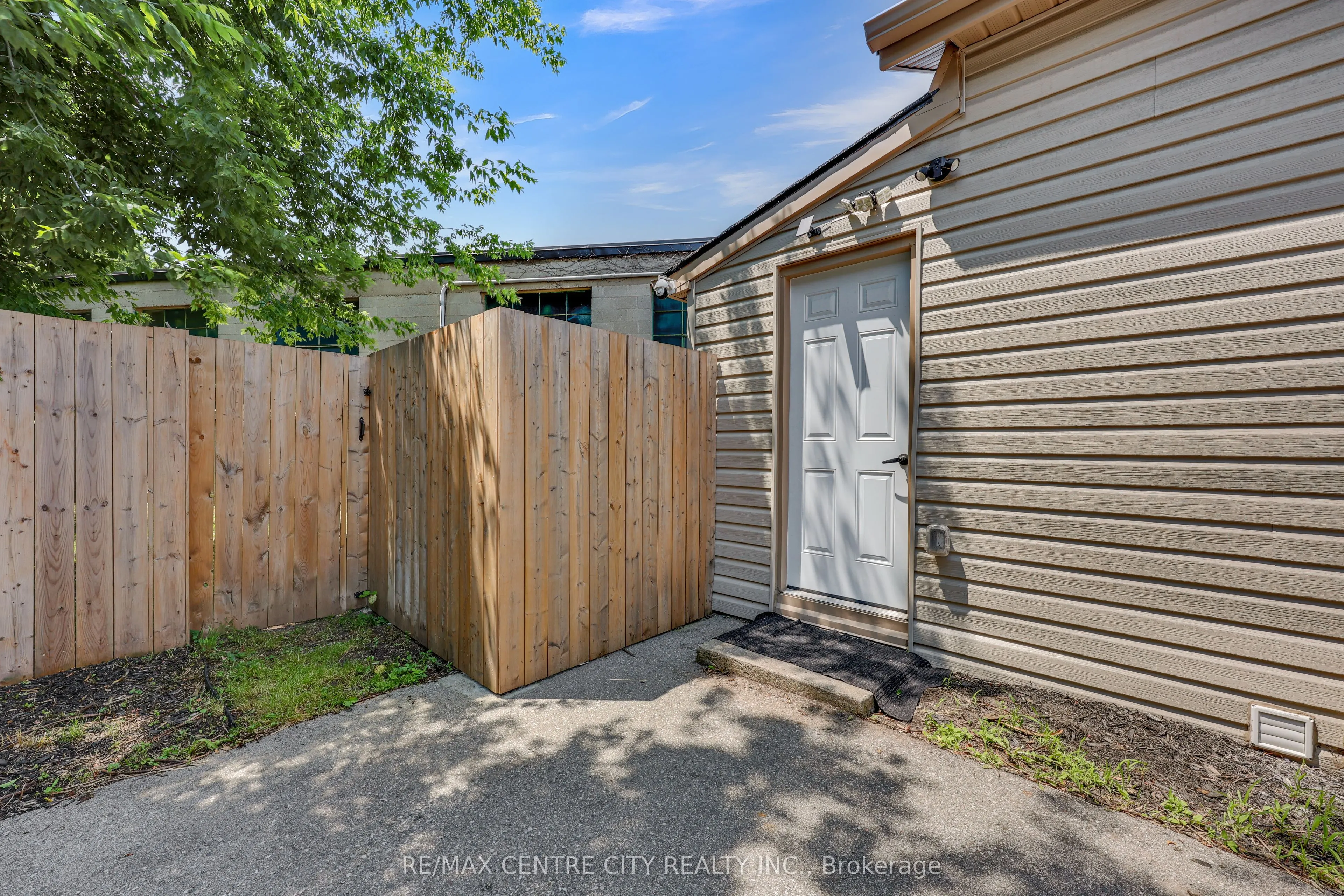 101 Hamilton Road