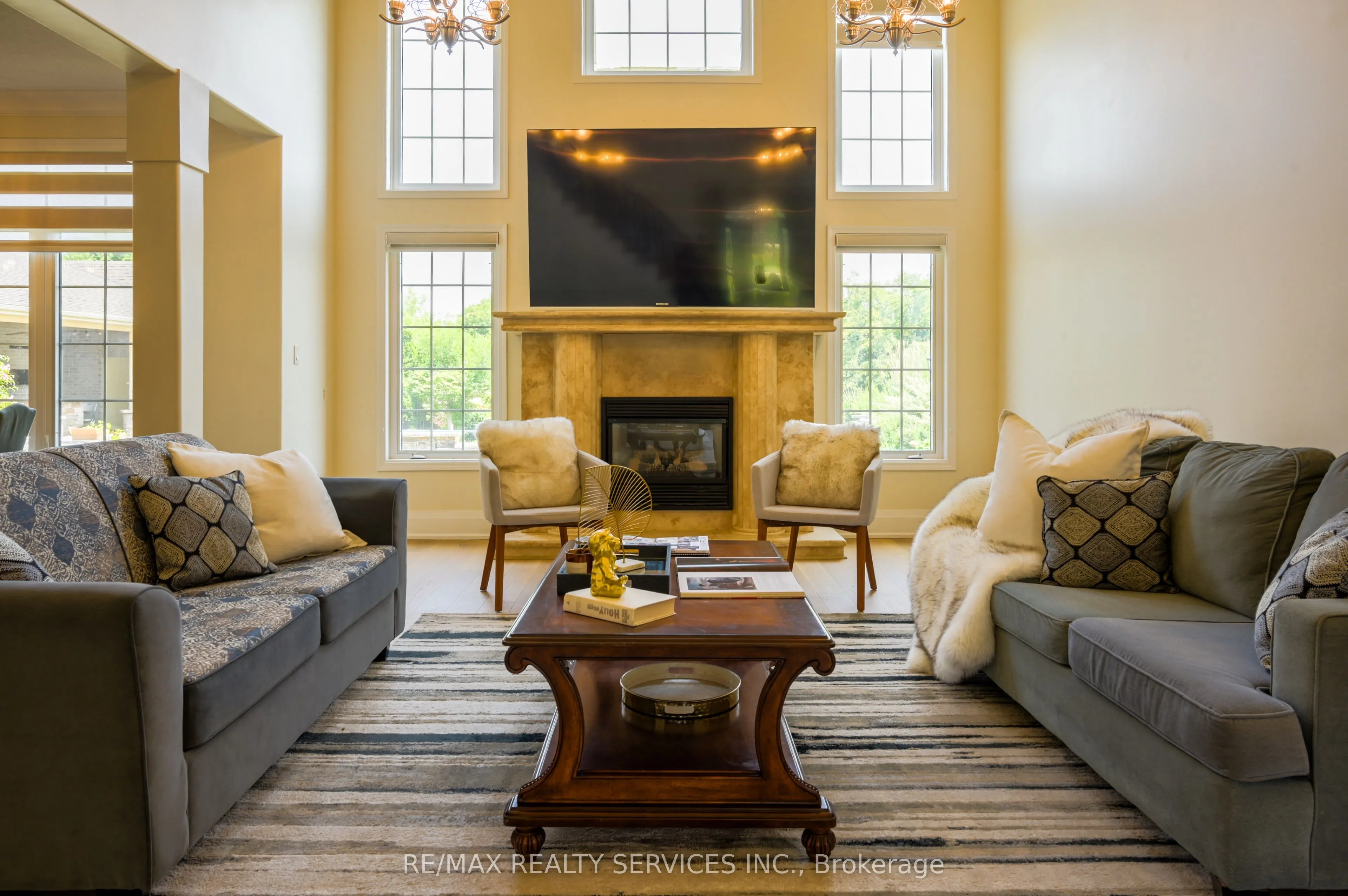 214 & 218 Maple Avenue S