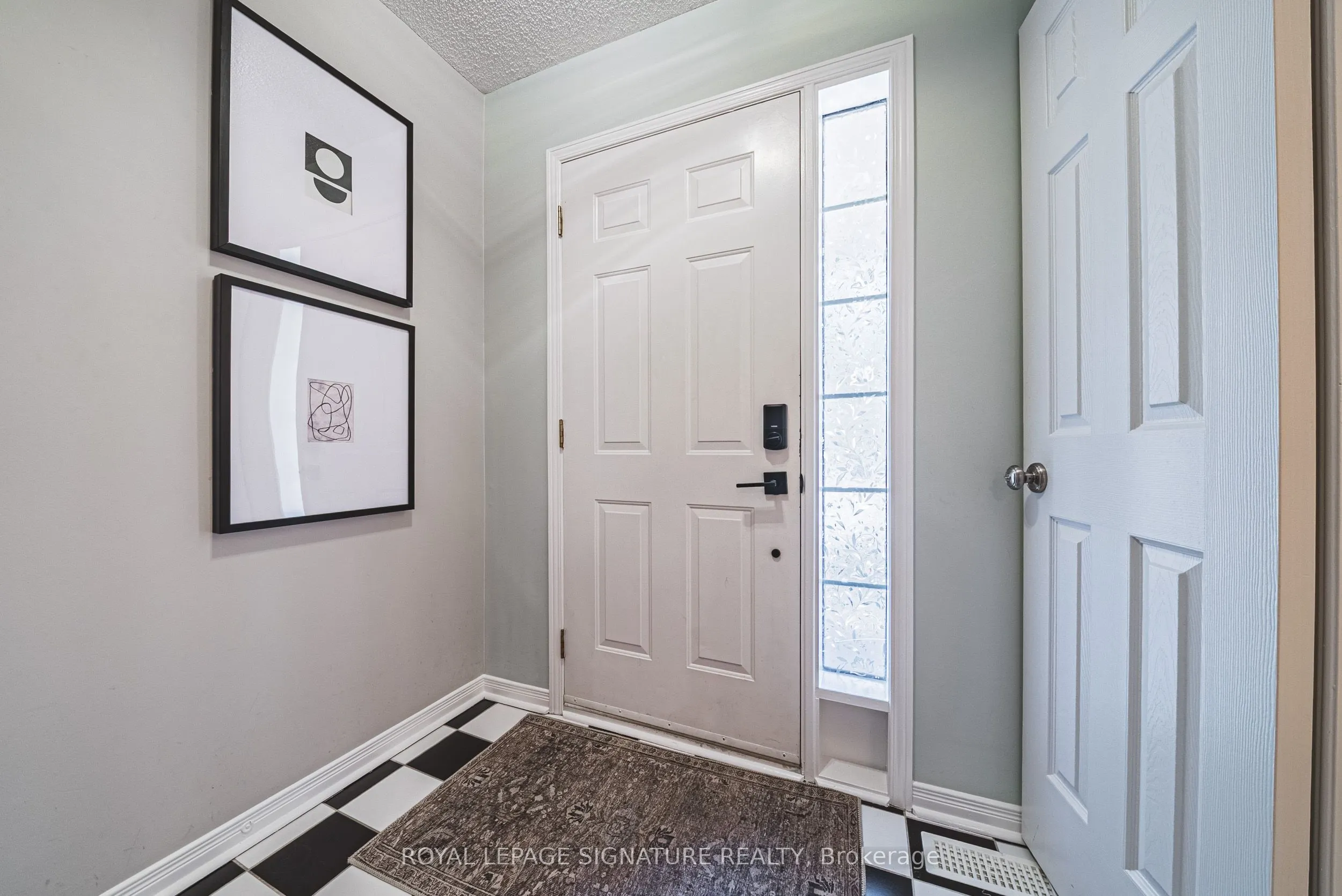 819 Upper Paradise Road, #11