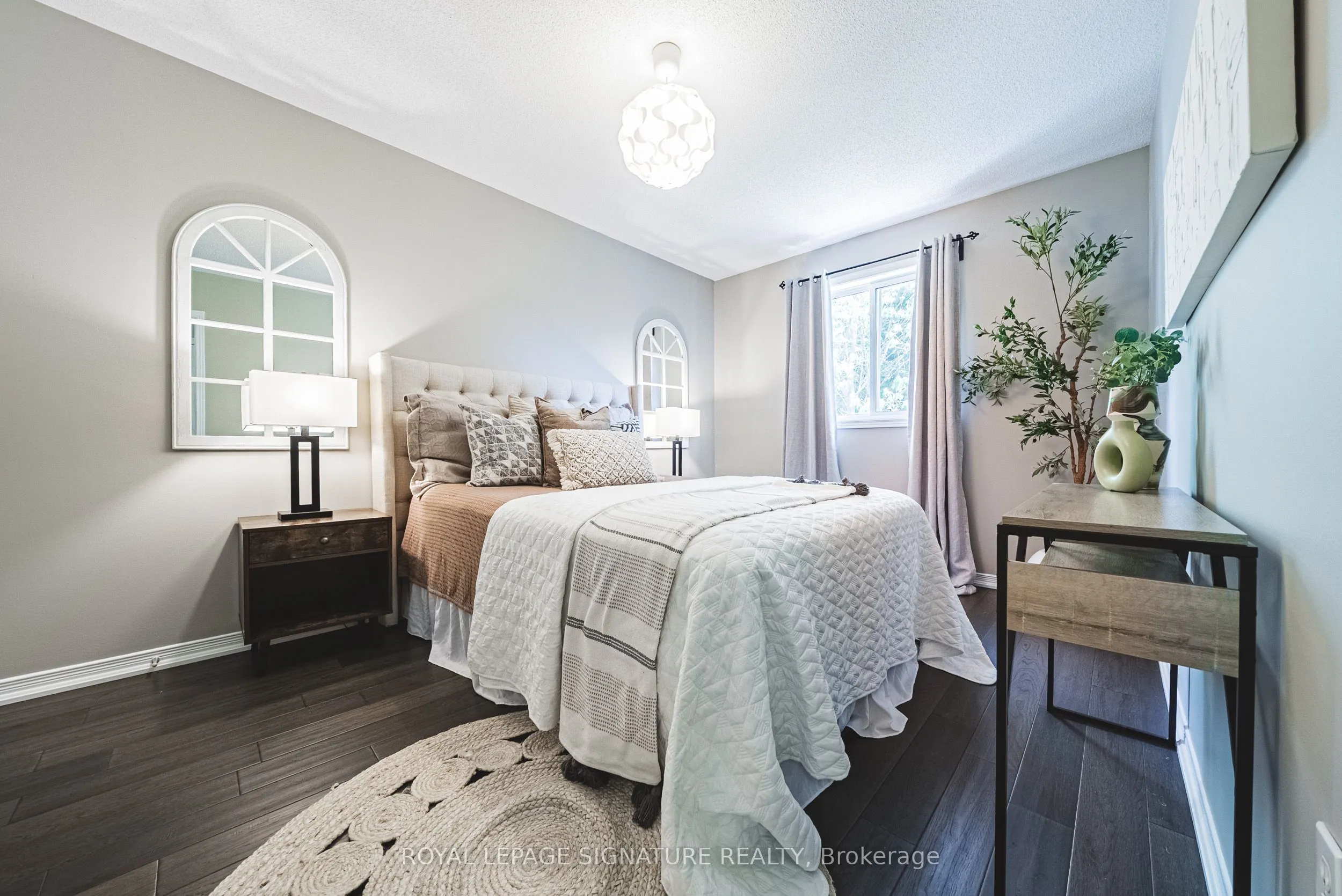 819 Upper Paradise Road, #11