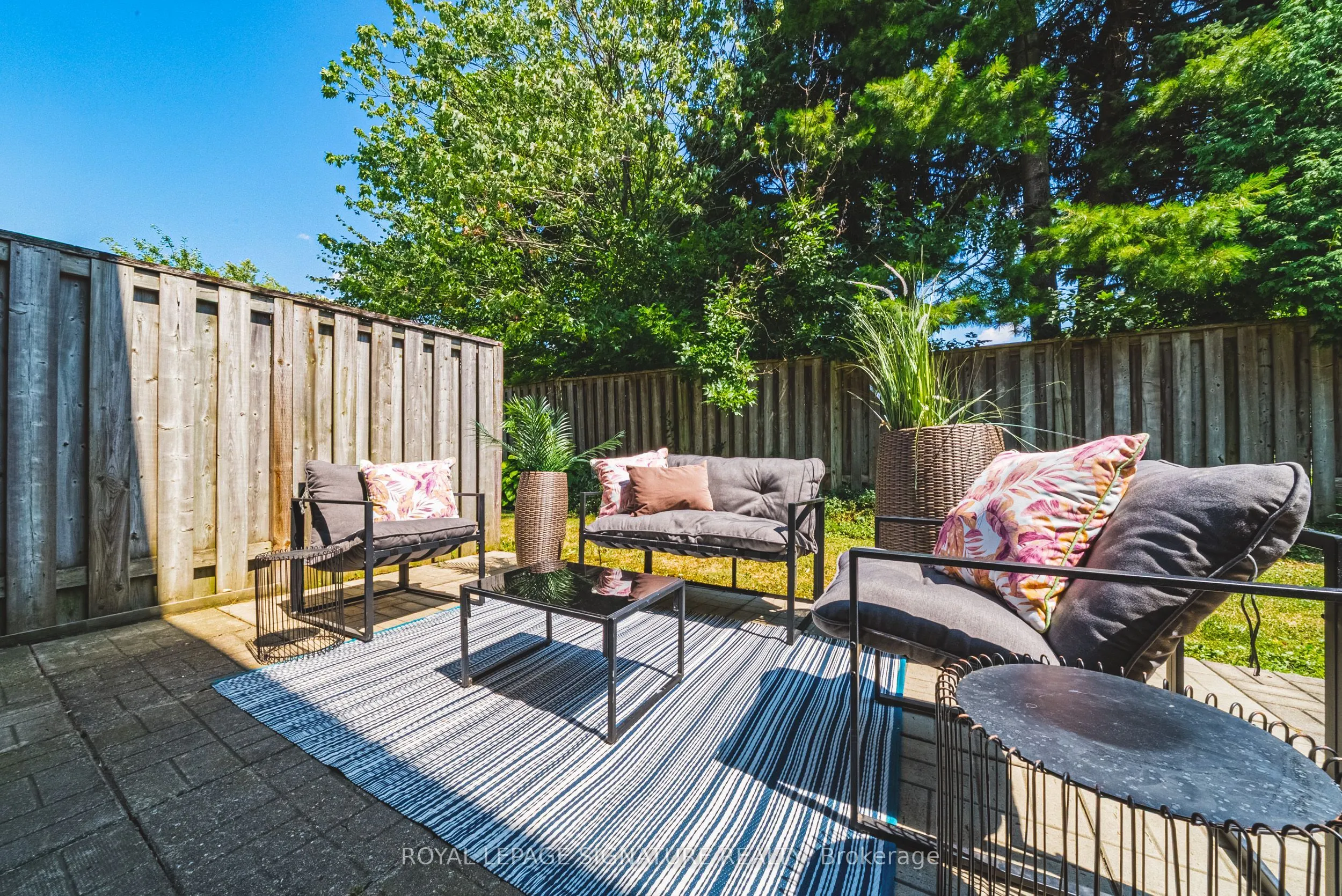 819 Upper Paradise Road, #11