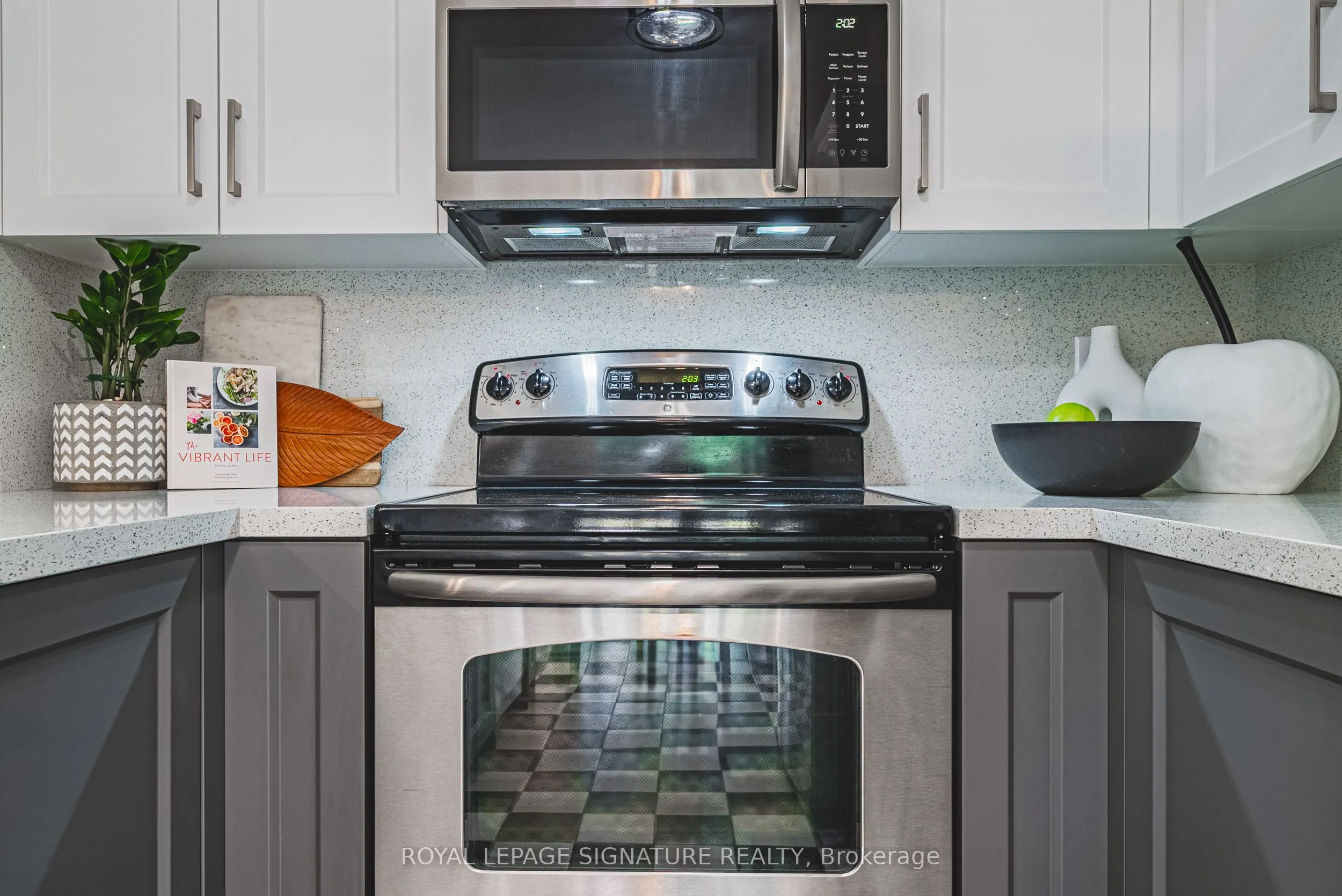 819 Upper Paradise Road, #11