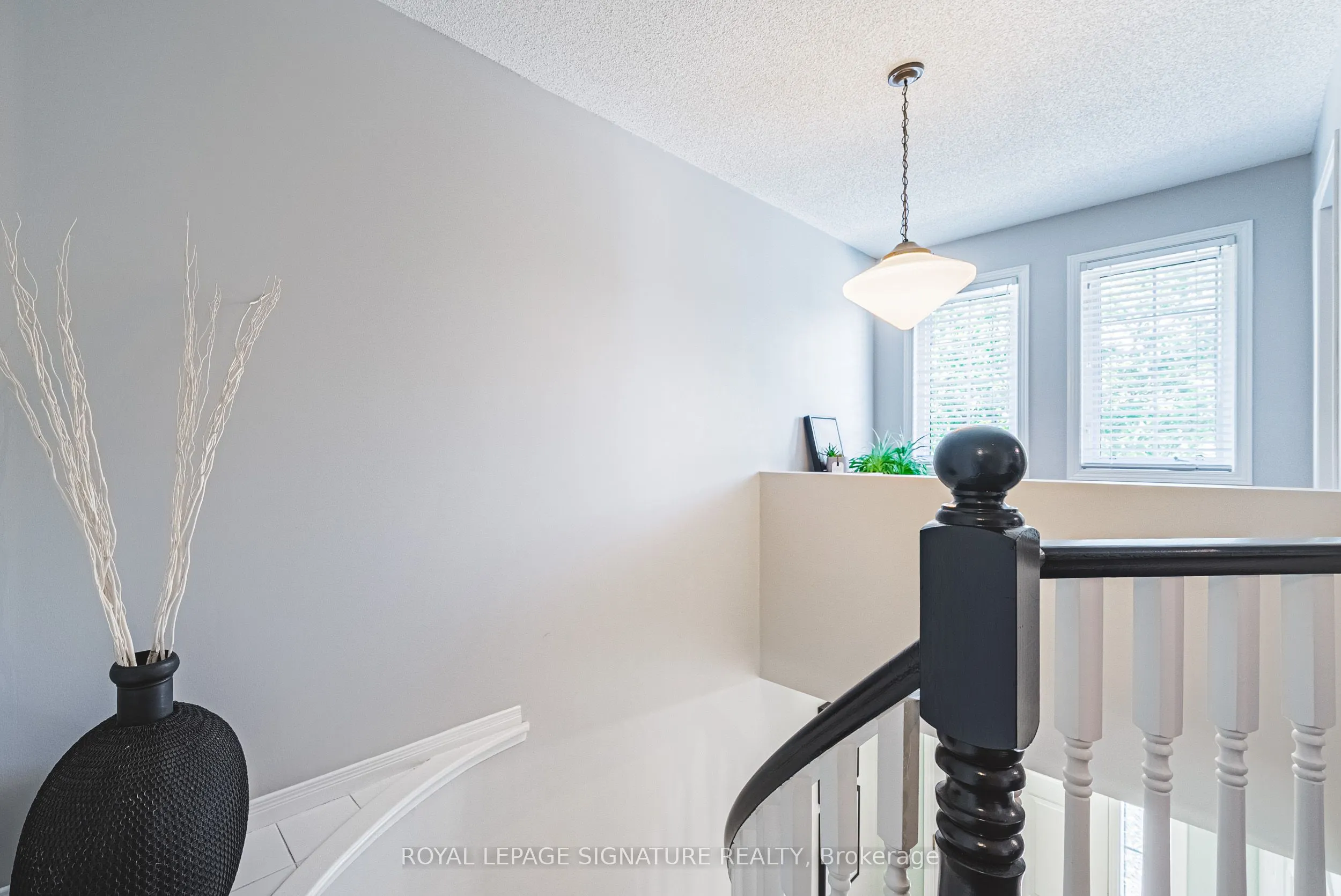 819 Upper Paradise Road, #11