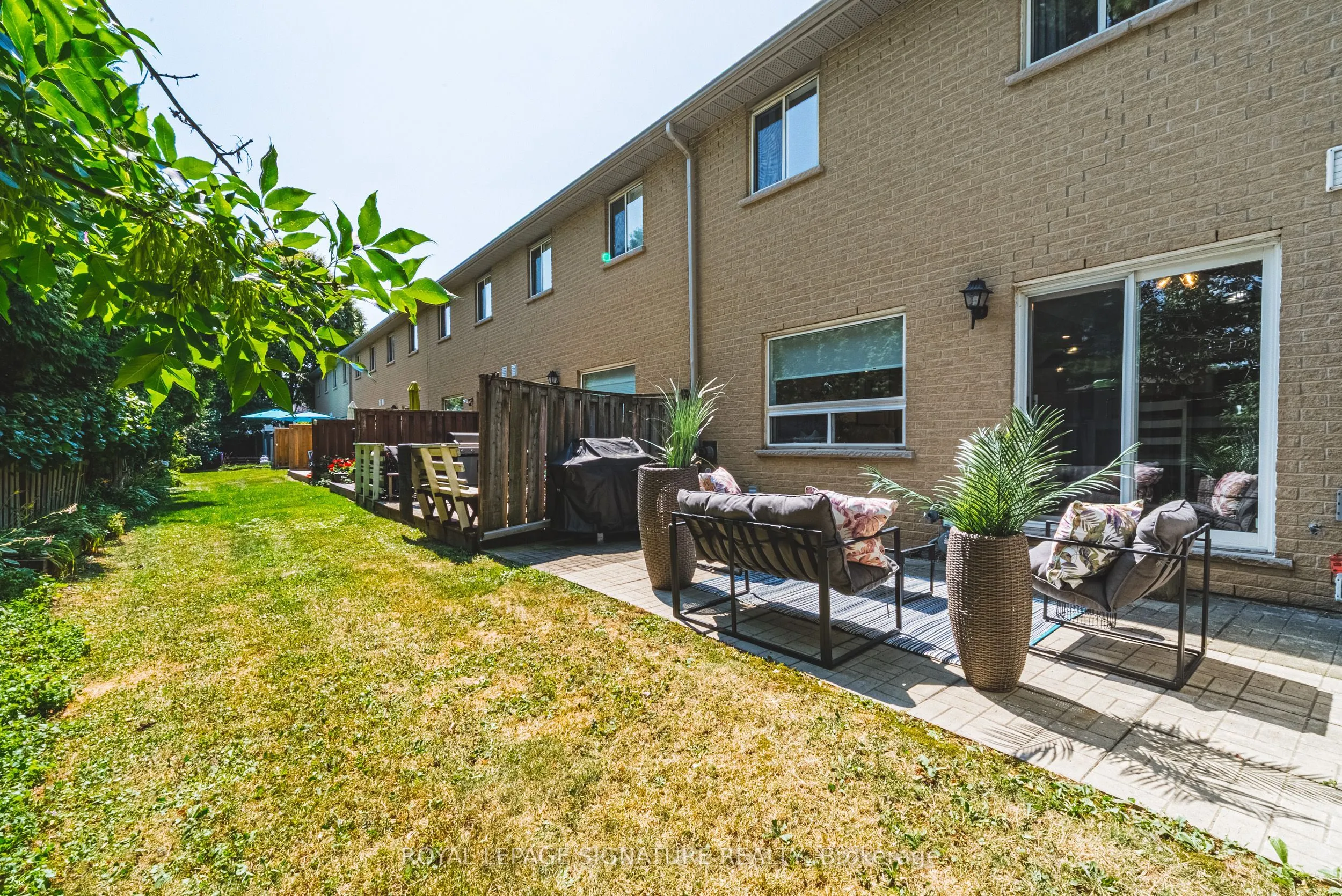 819 Upper Paradise Road, #11