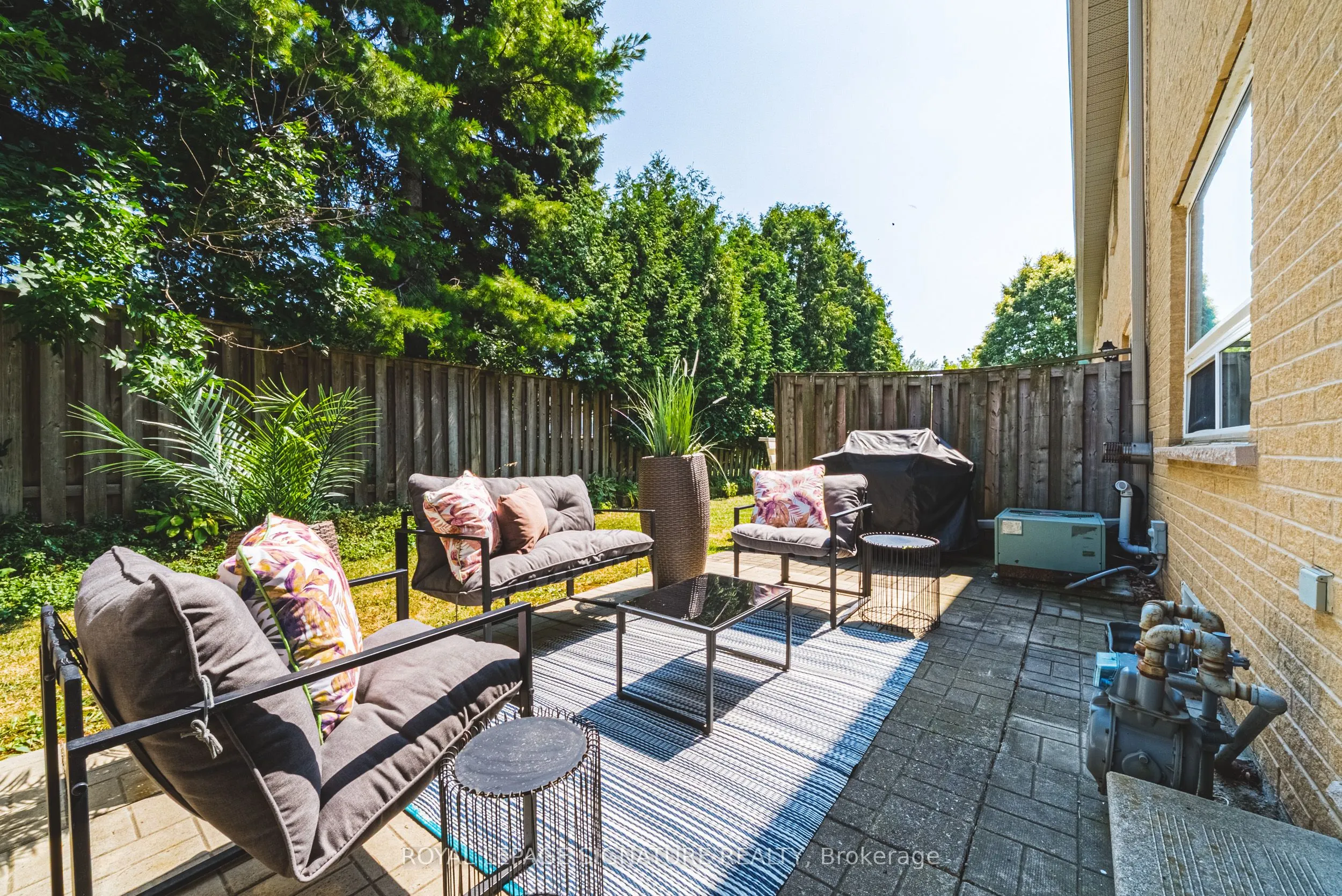 819 Upper Paradise Road, #11