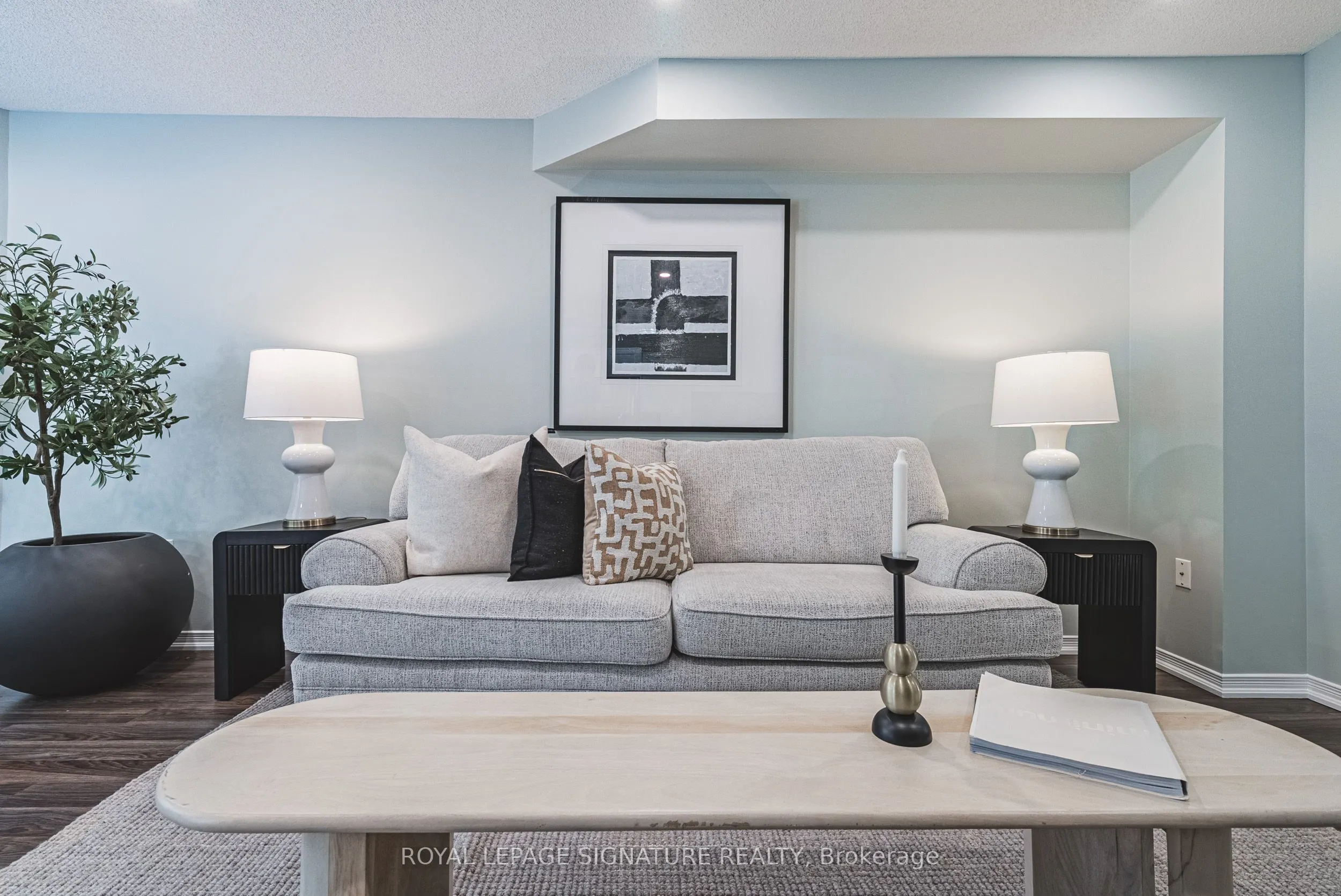819 Upper Paradise Road, #11