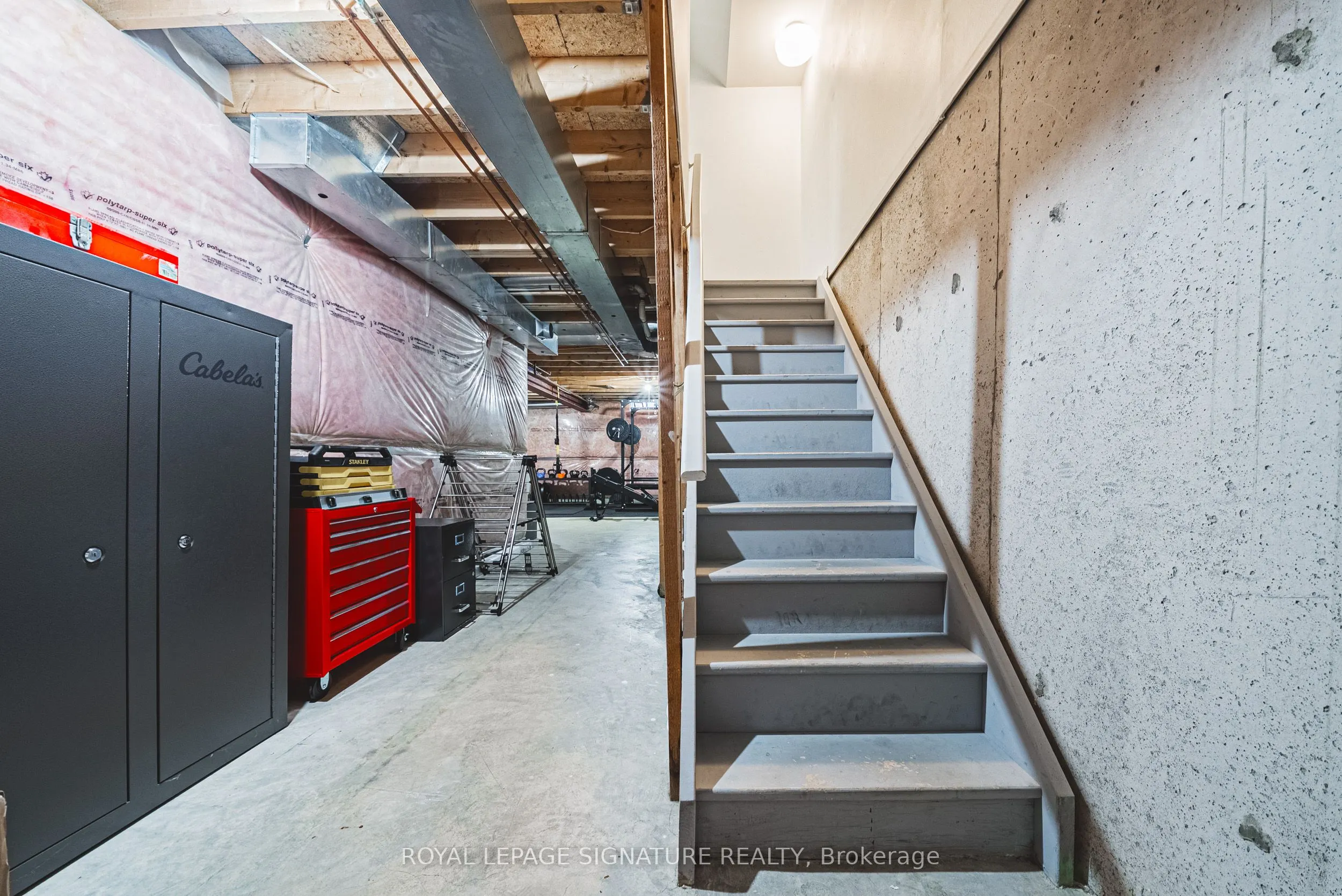 819 Upper Paradise Road, #11