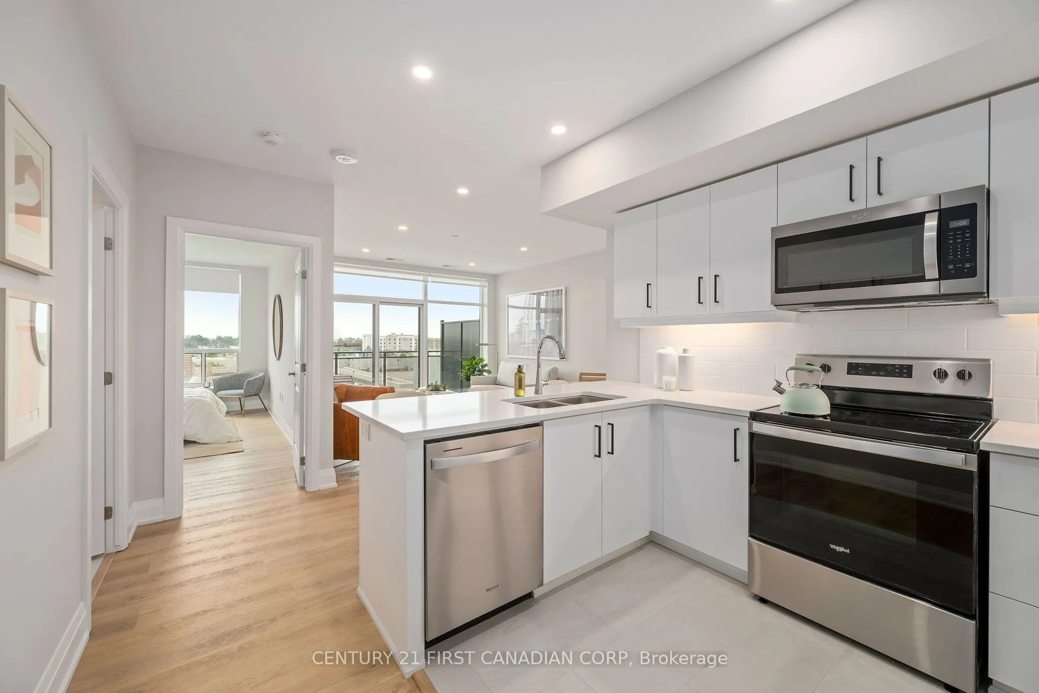 4286 King Street, #610