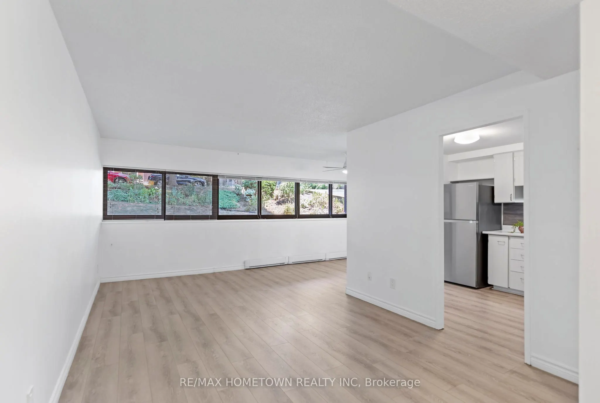 109 King Street E, #304