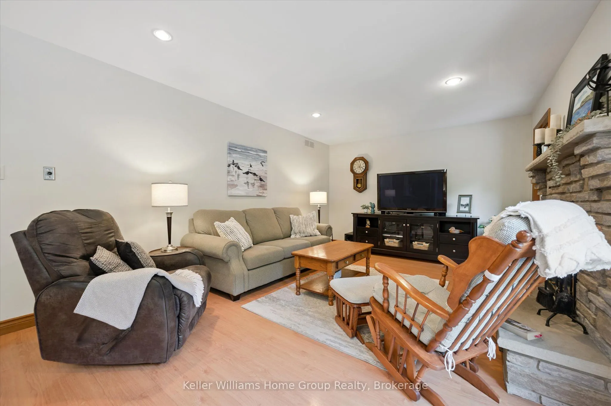 167 Inverhaugh Road
