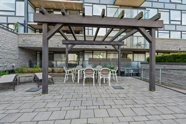 121 Queen Street, #A4