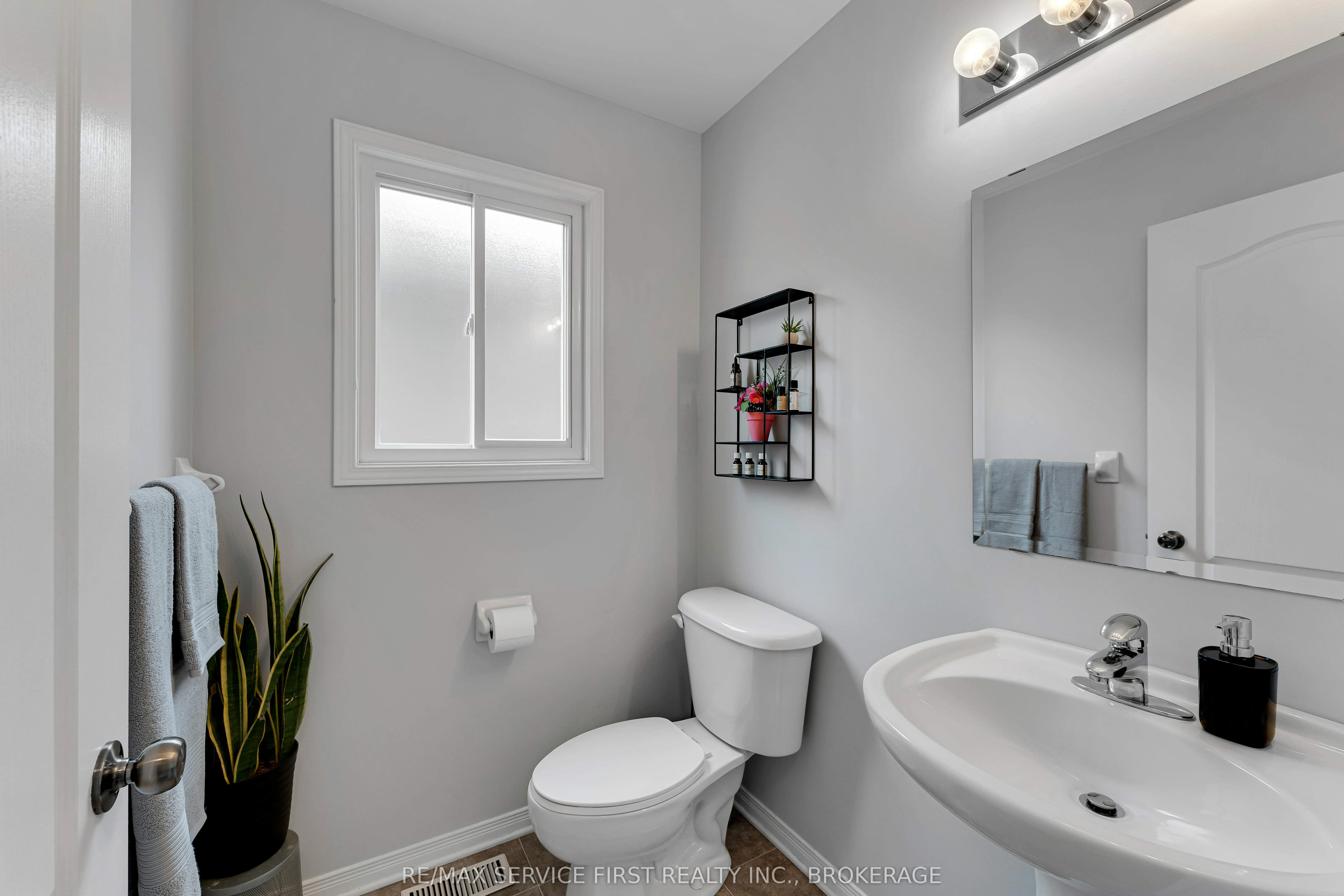 1214 Amanda Court