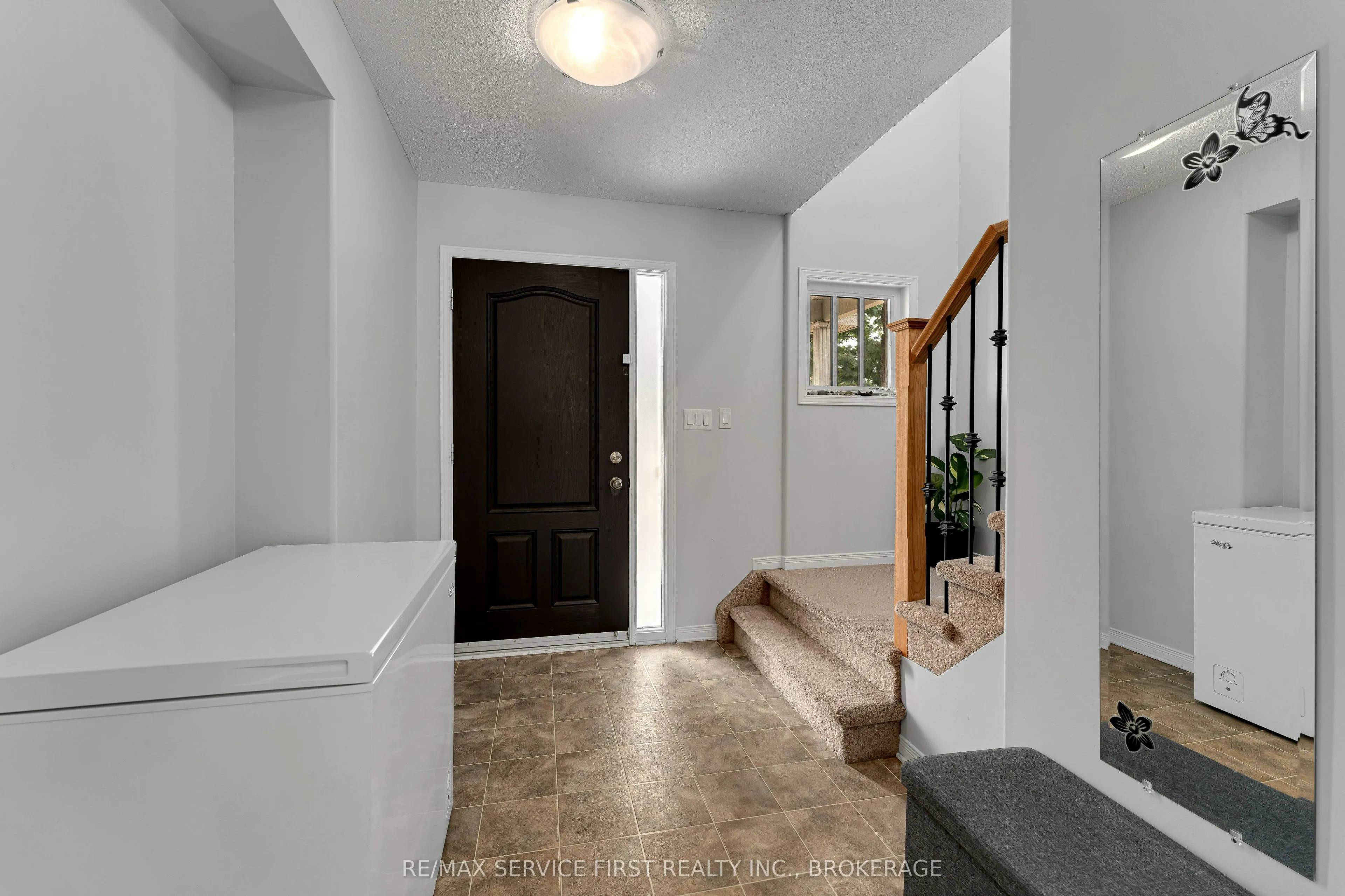 1214 Amanda Court
