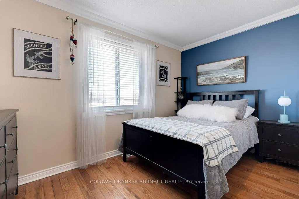 27 Pinewoods Drive