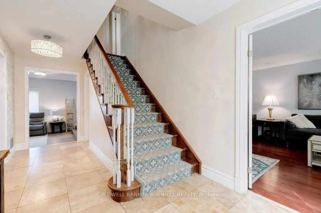 27 Pinewoods Drive