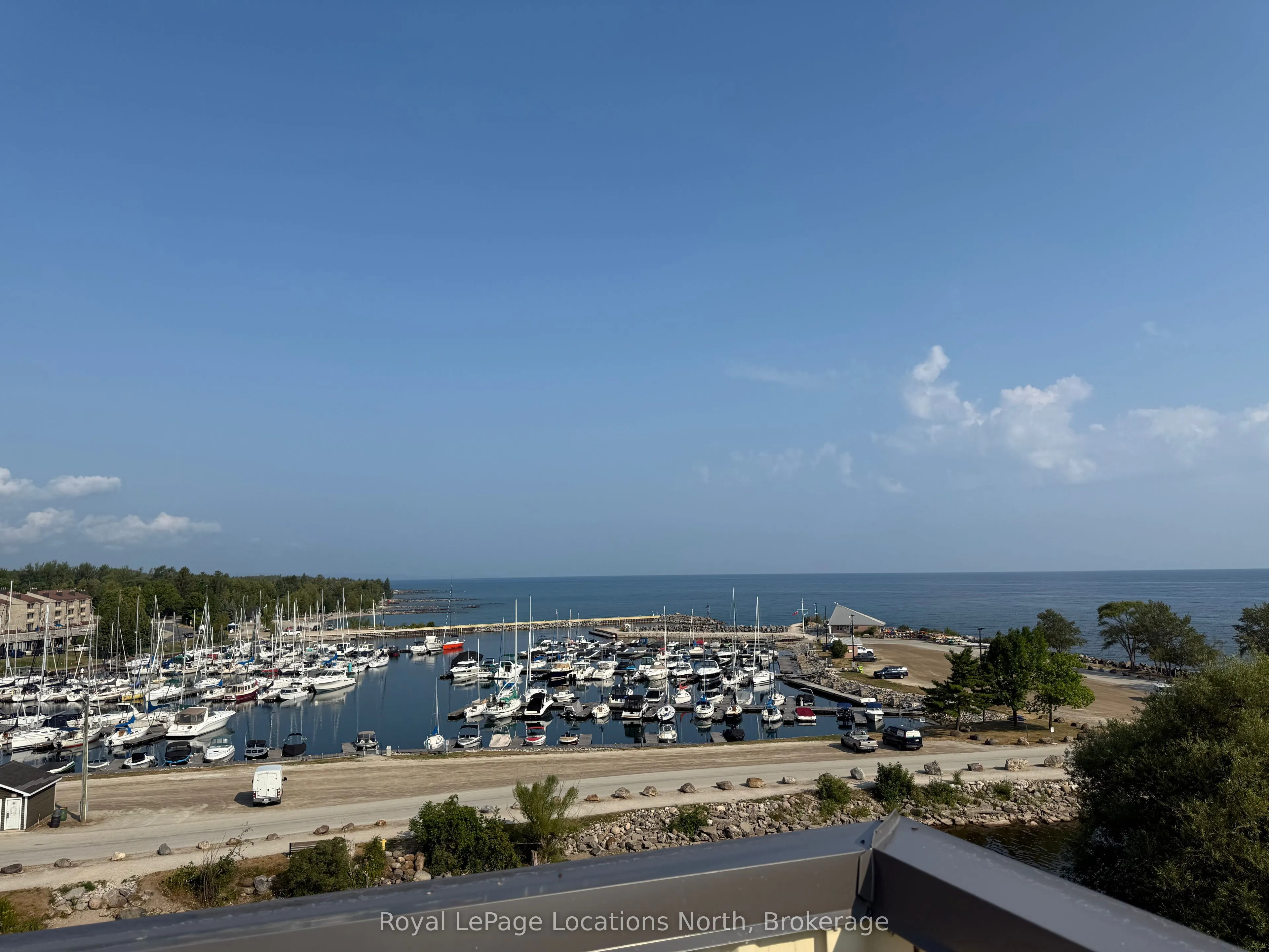 10 Bay Street E, #104