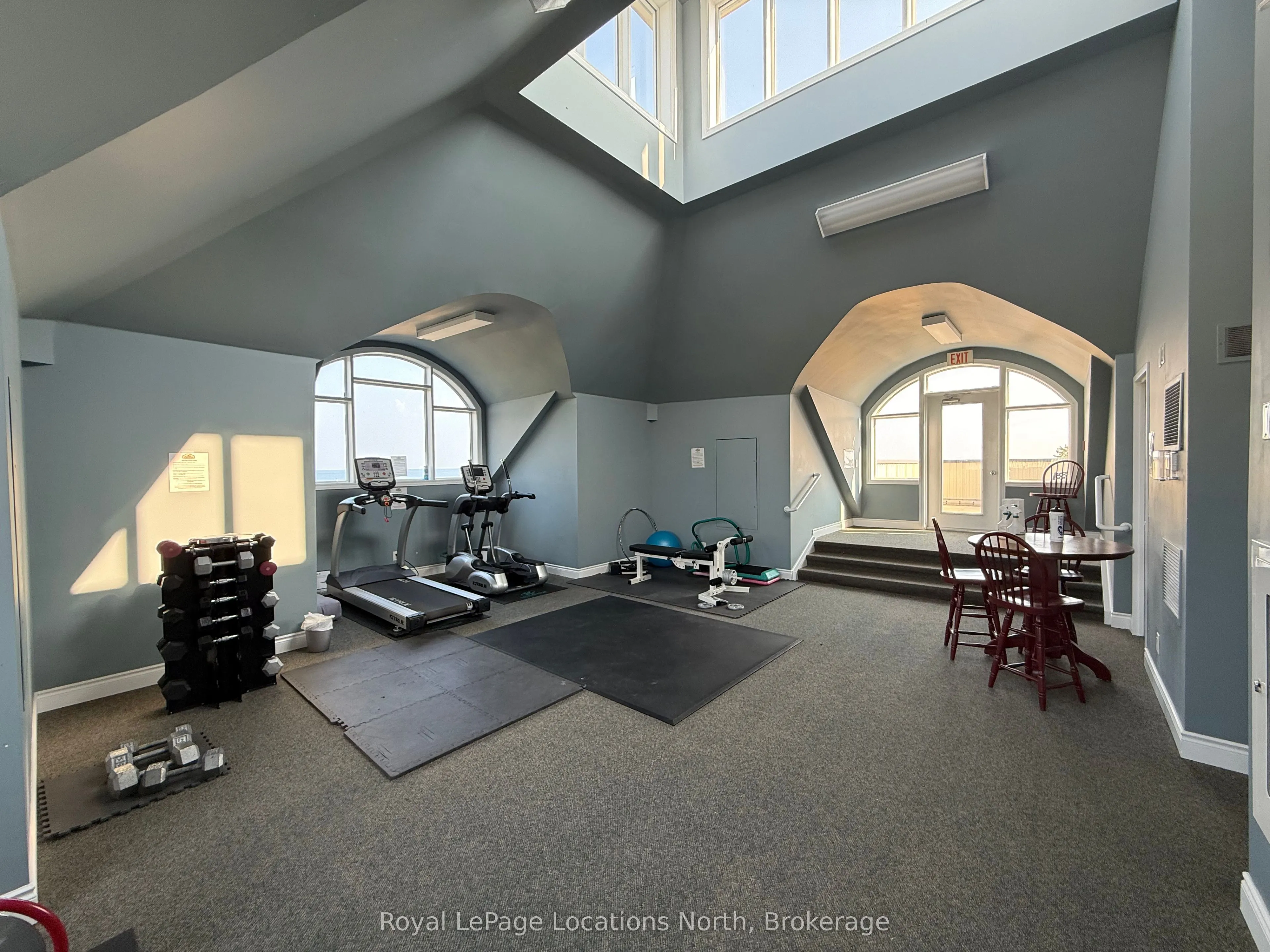 10 Bay Street E, #104