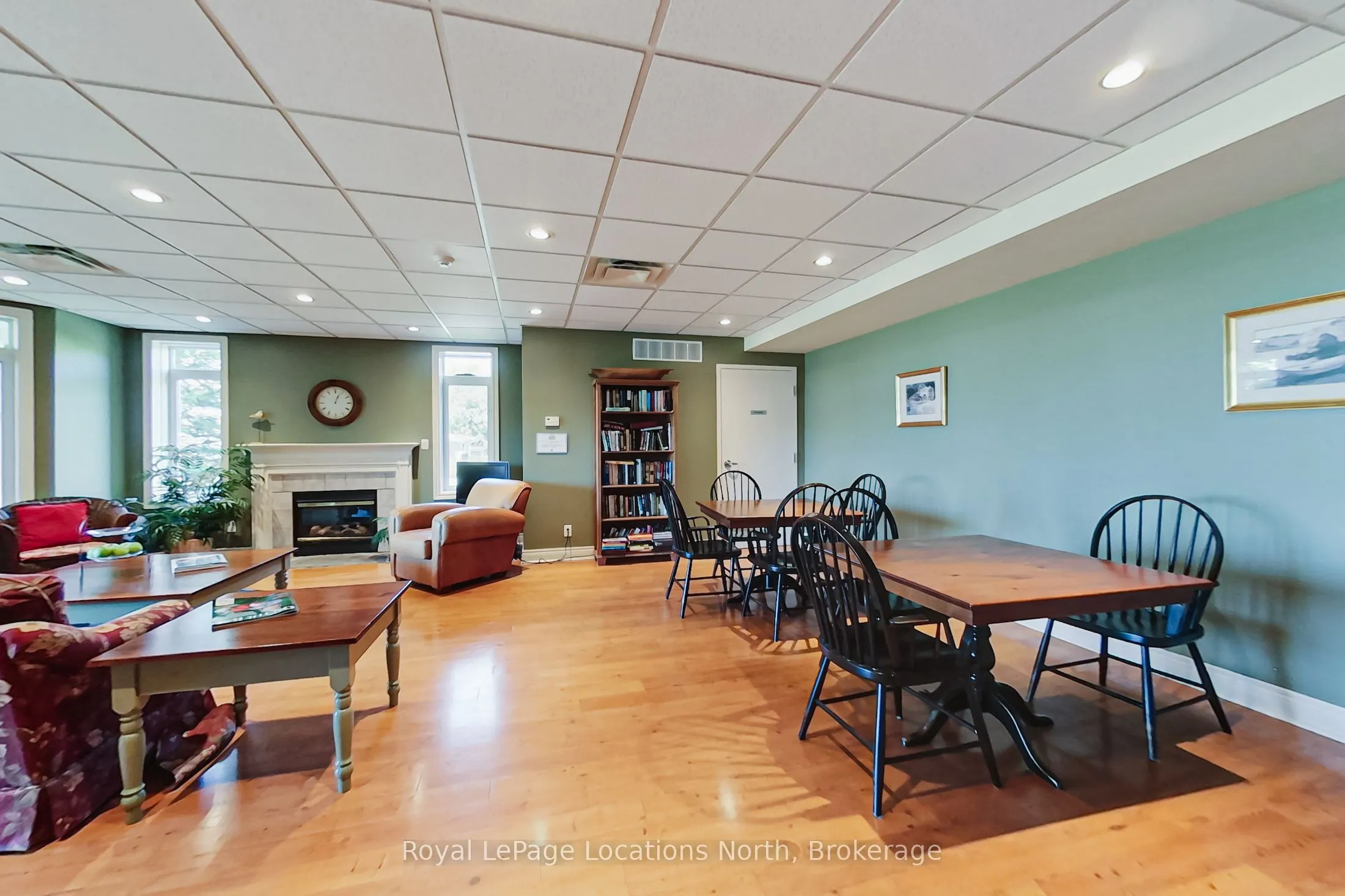 10 Bay Street E, #104