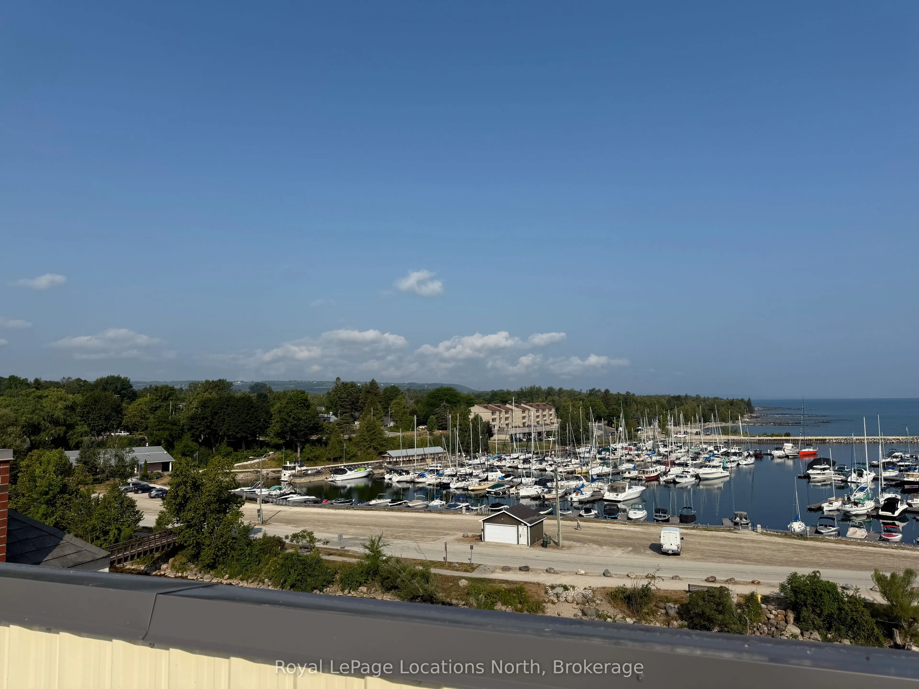 10 Bay Street E, #104