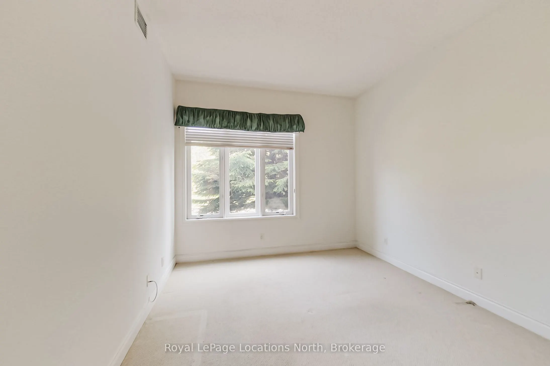 10 Bay Street E, #104
