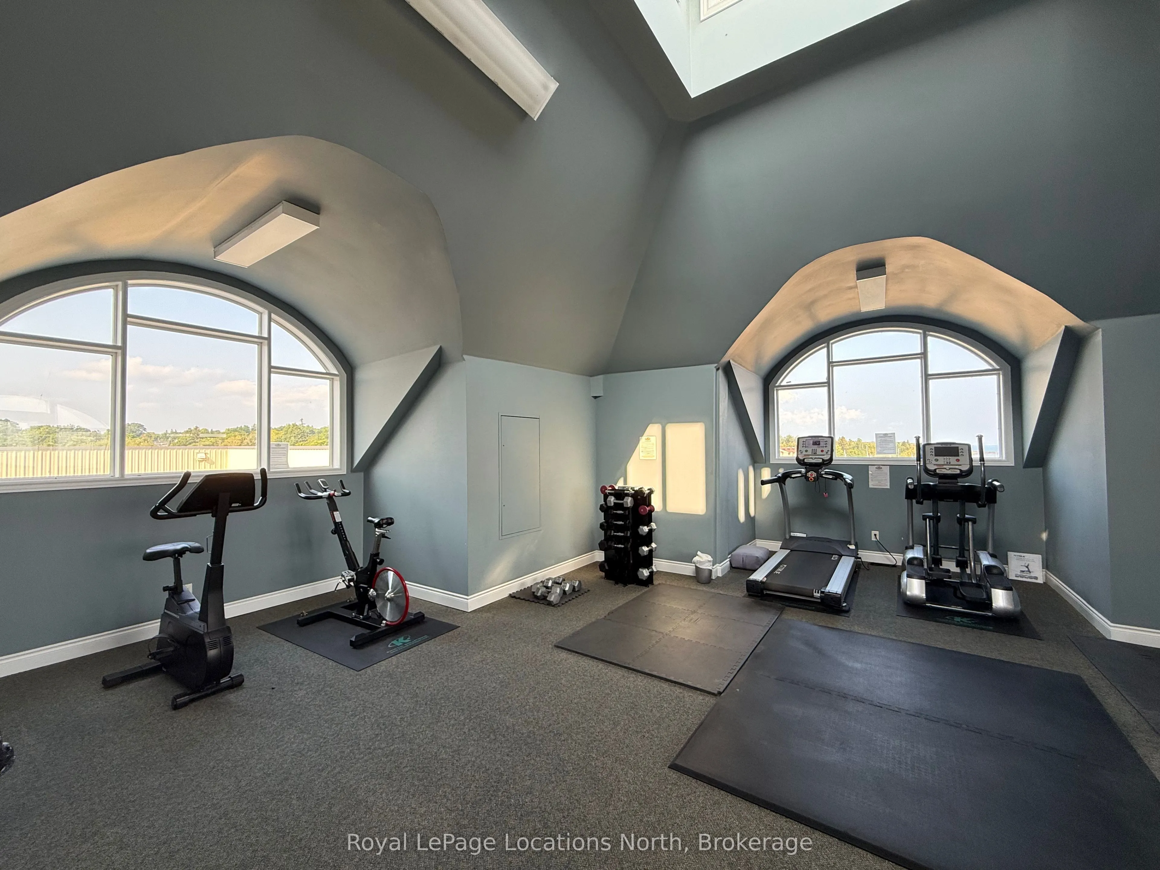 10 Bay Street E, #104