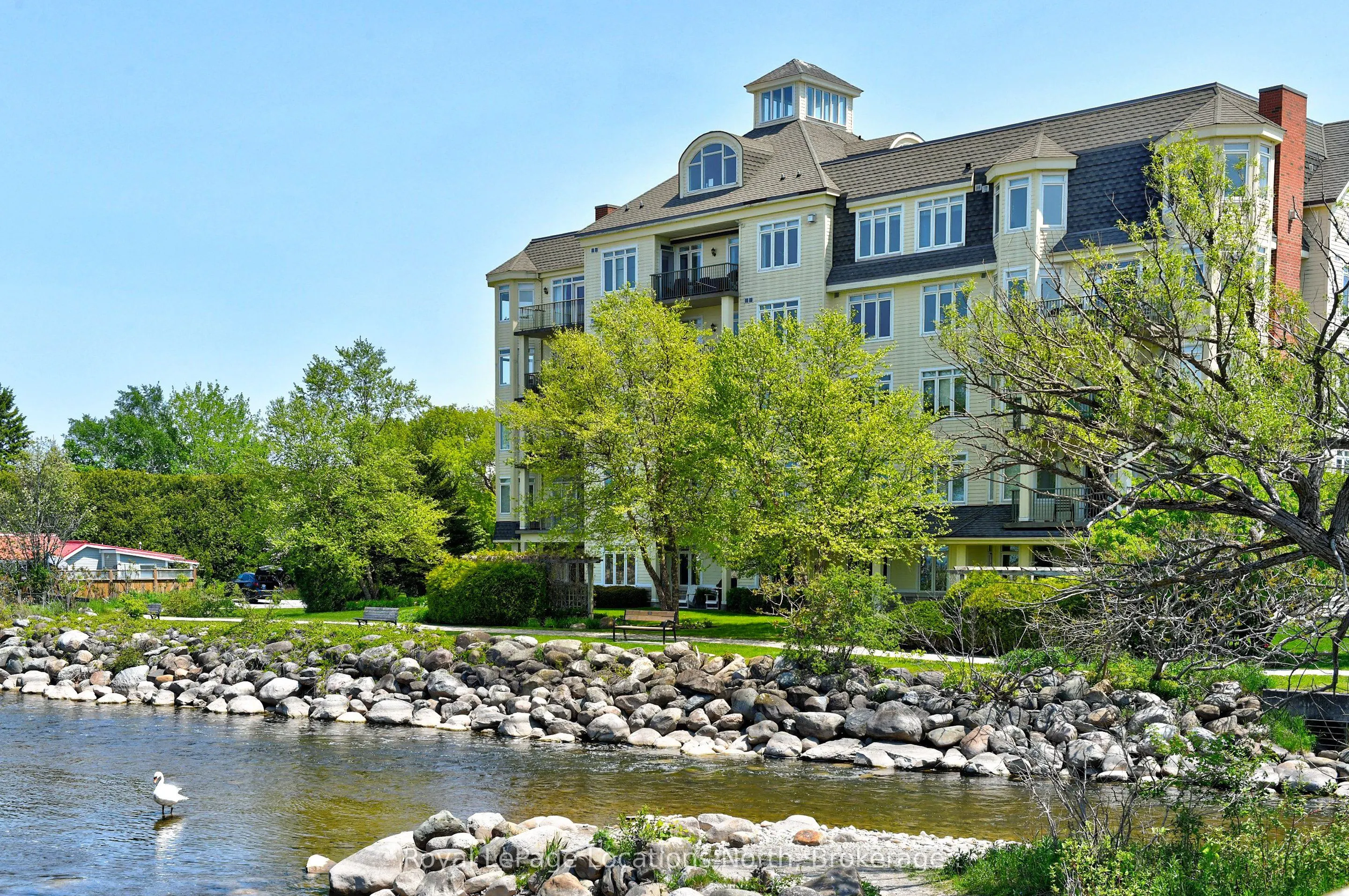 10 Bay Street E, #104