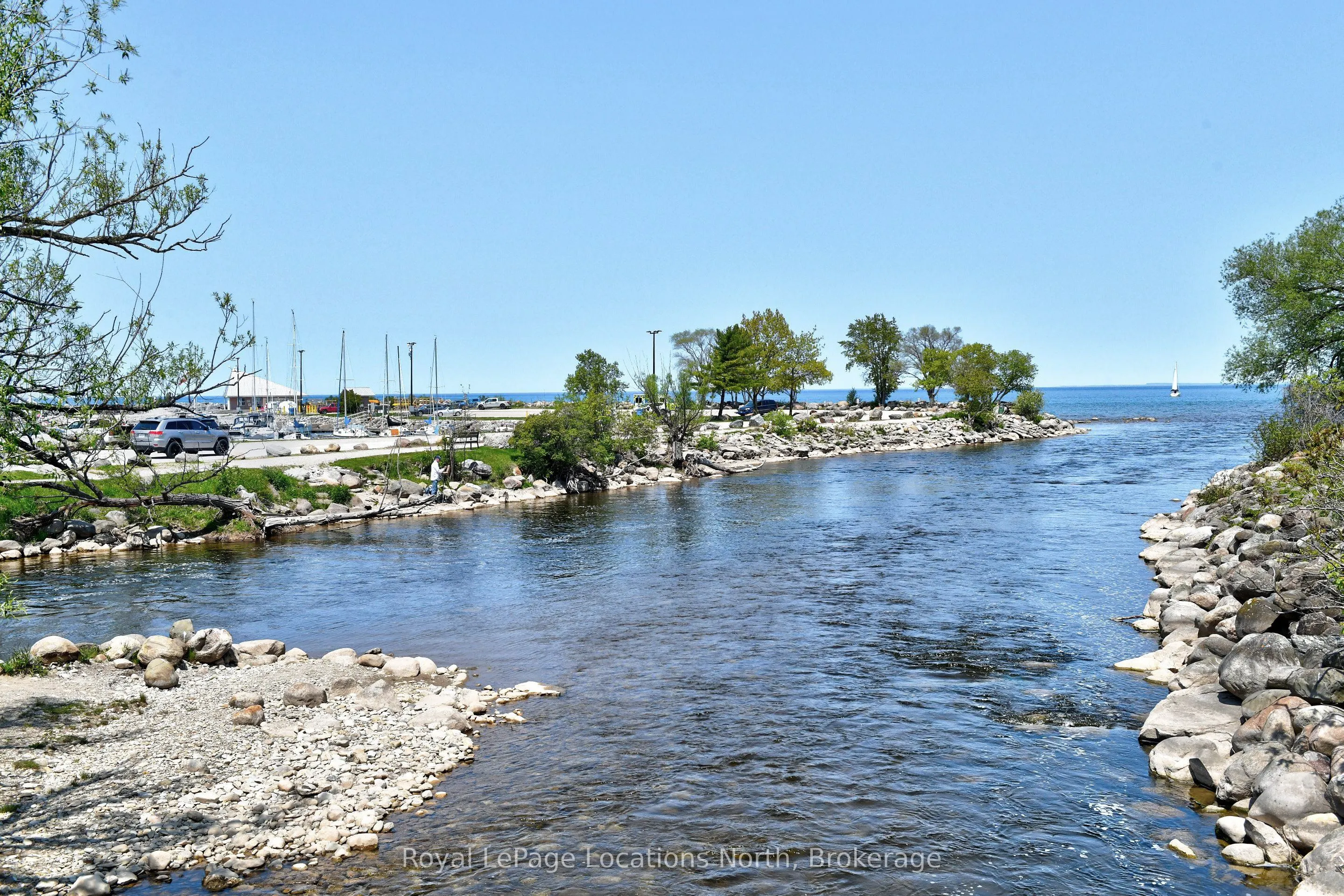 10 Bay Street E, #104