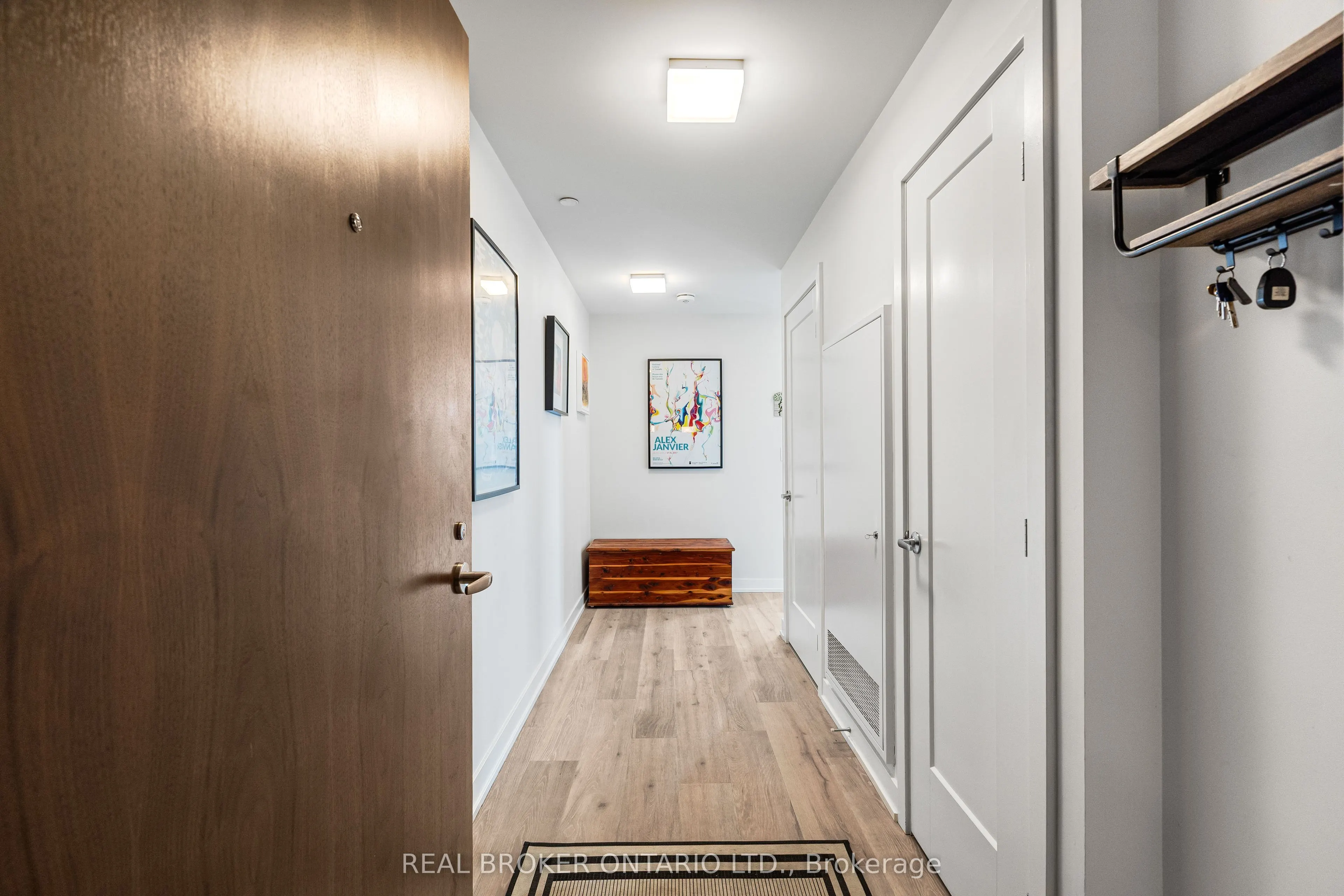 530 De Mazenod Avenue, #310