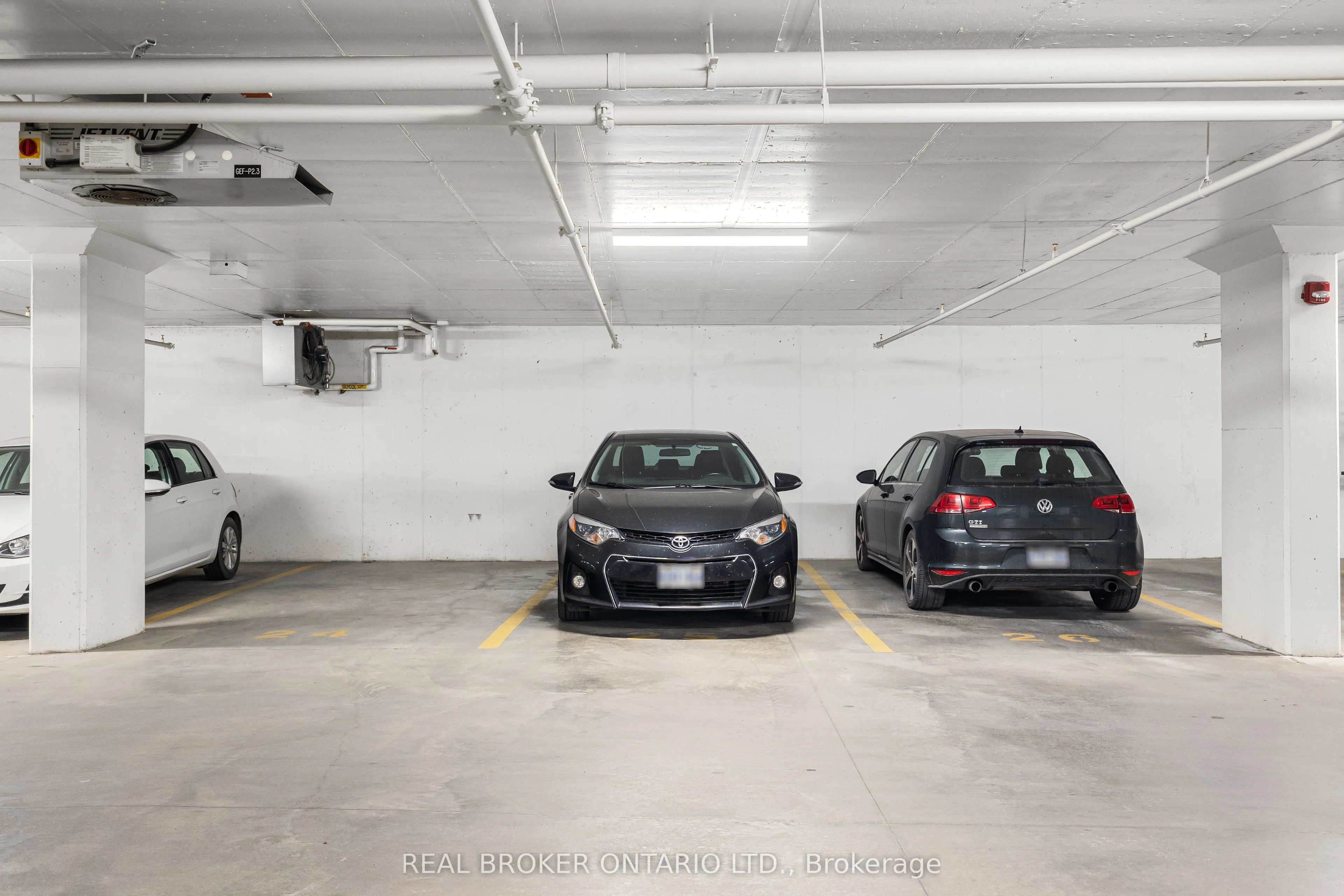 530 De Mazenod Avenue, #310