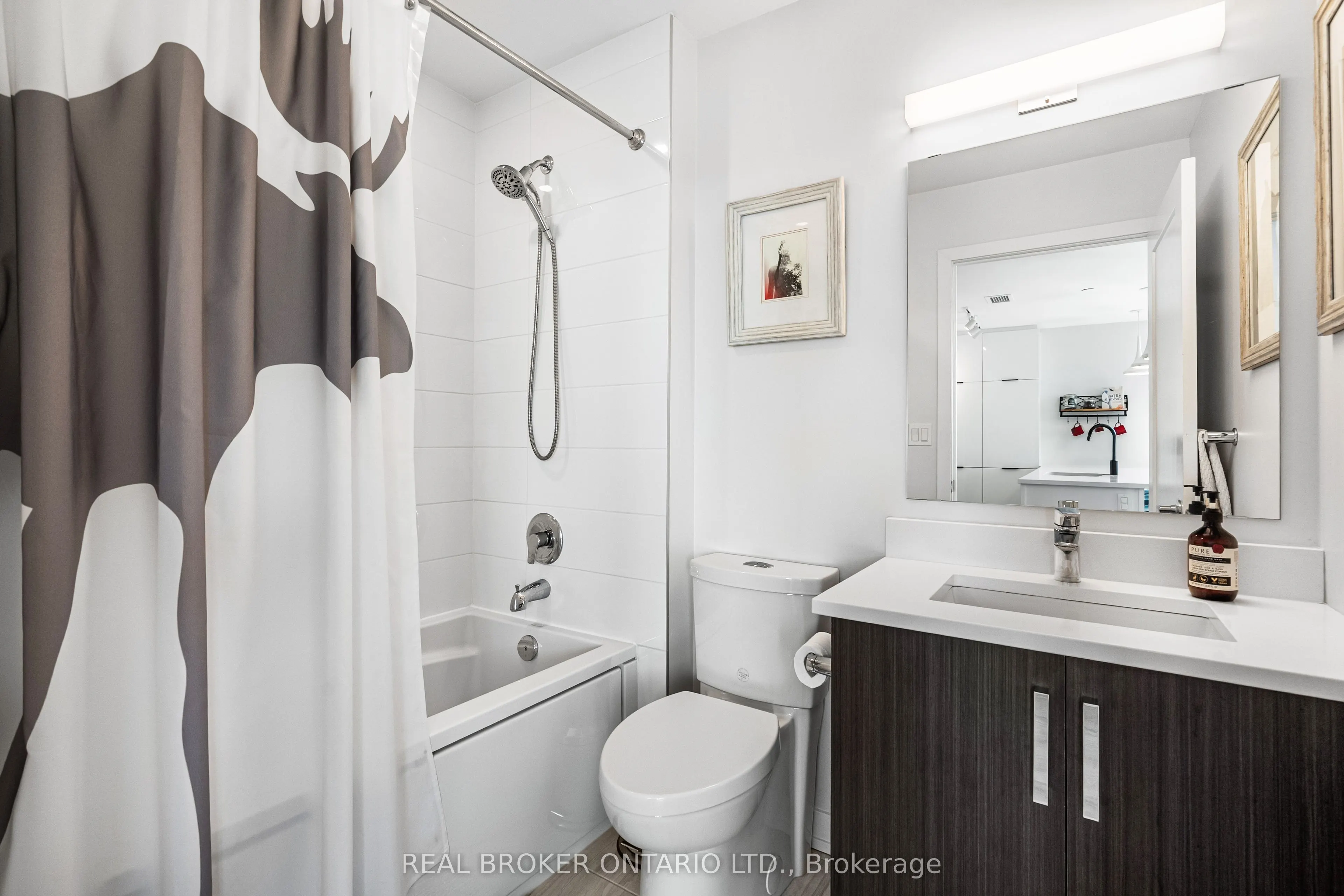 530 De Mazenod Avenue, #310