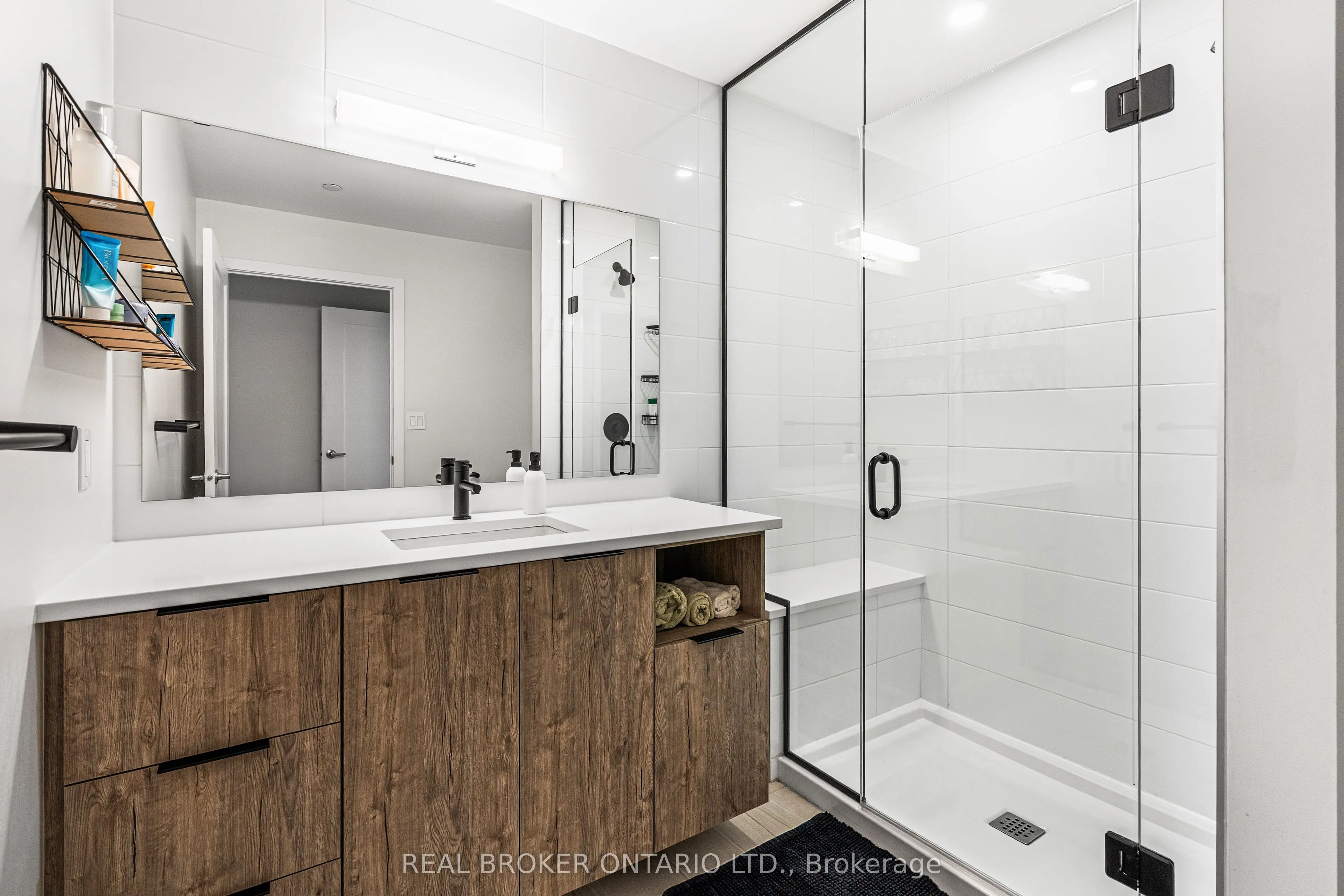 530 De Mazenod Avenue, #310