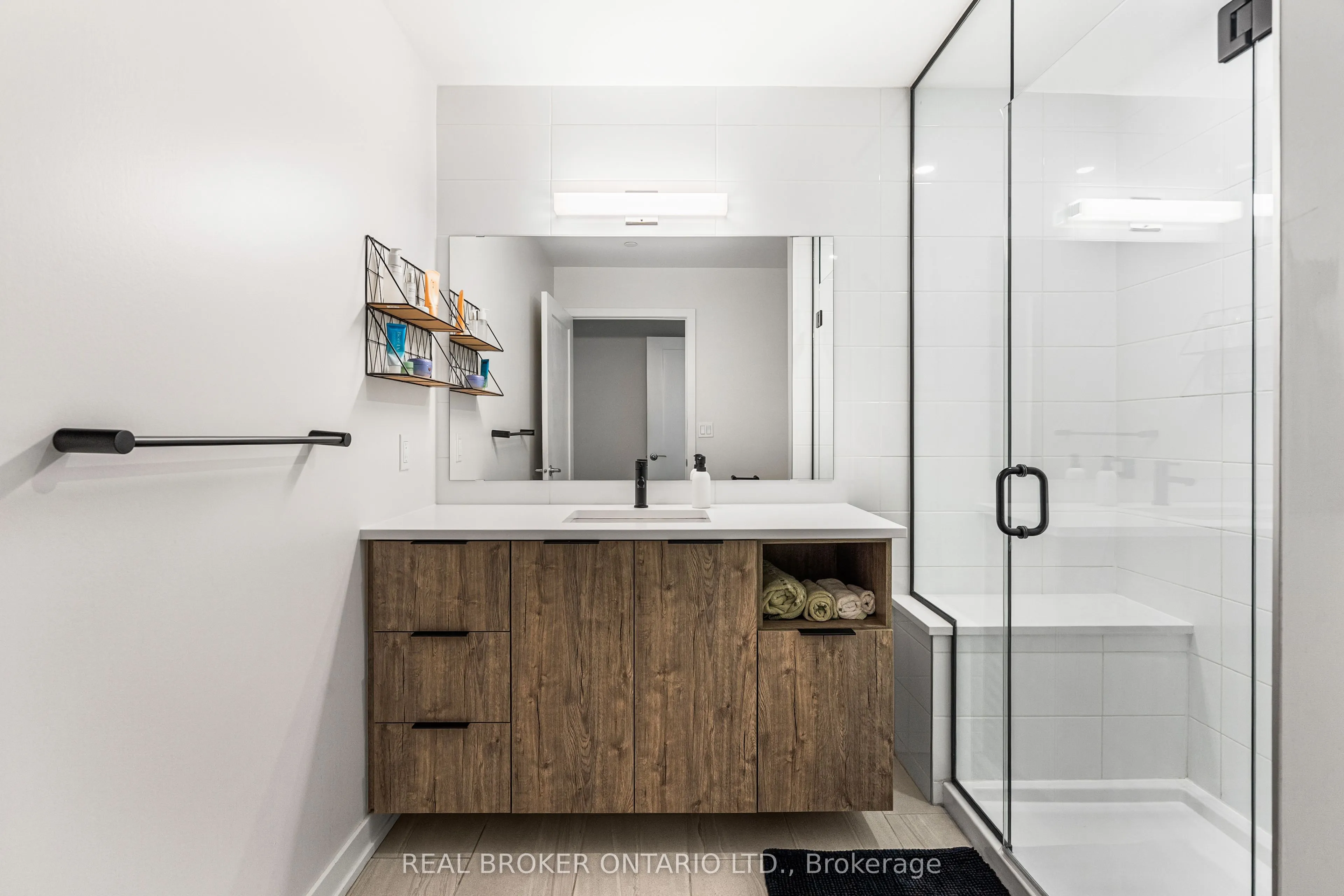 530 De Mazenod Avenue, #310