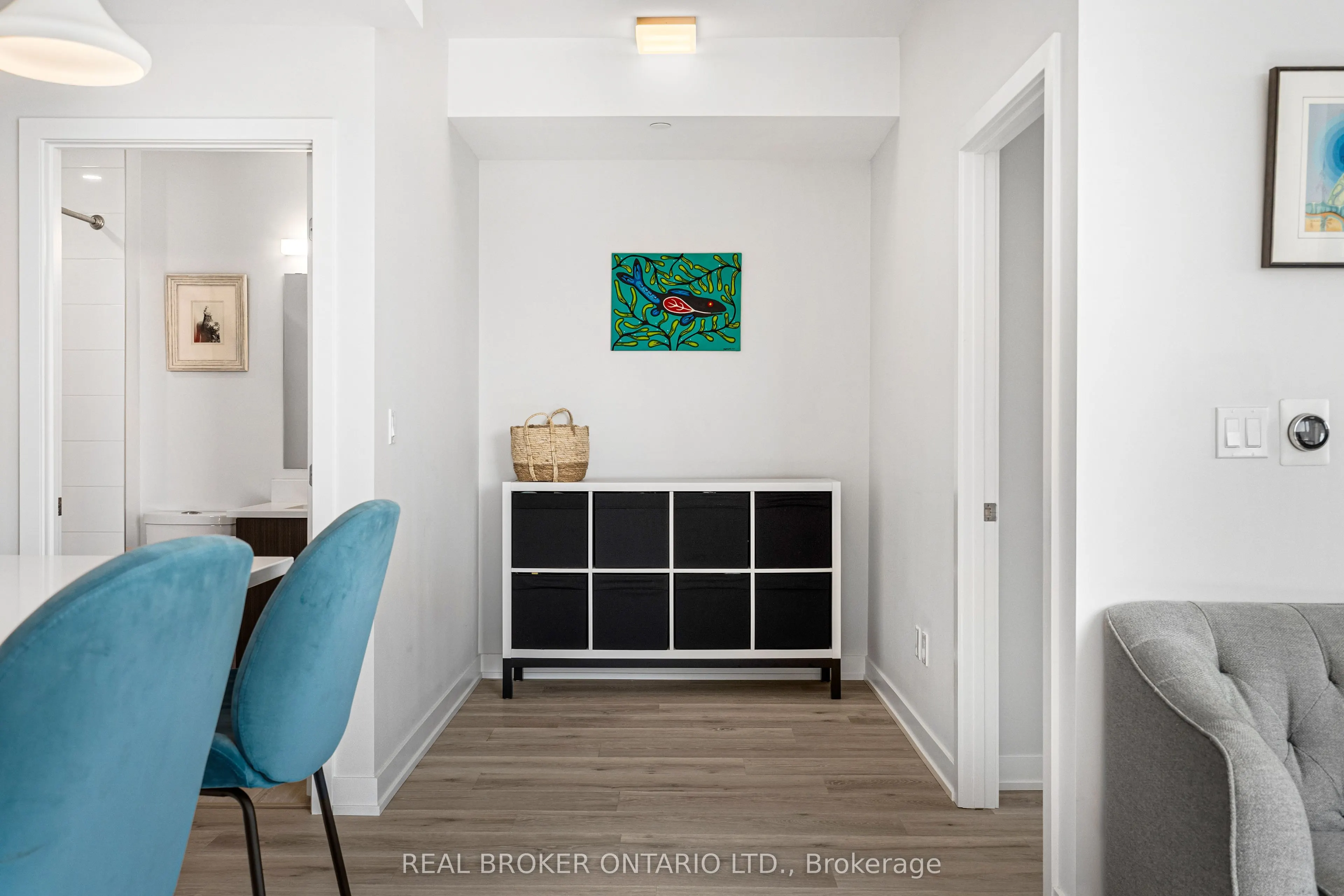 530 De Mazenod Avenue, #310