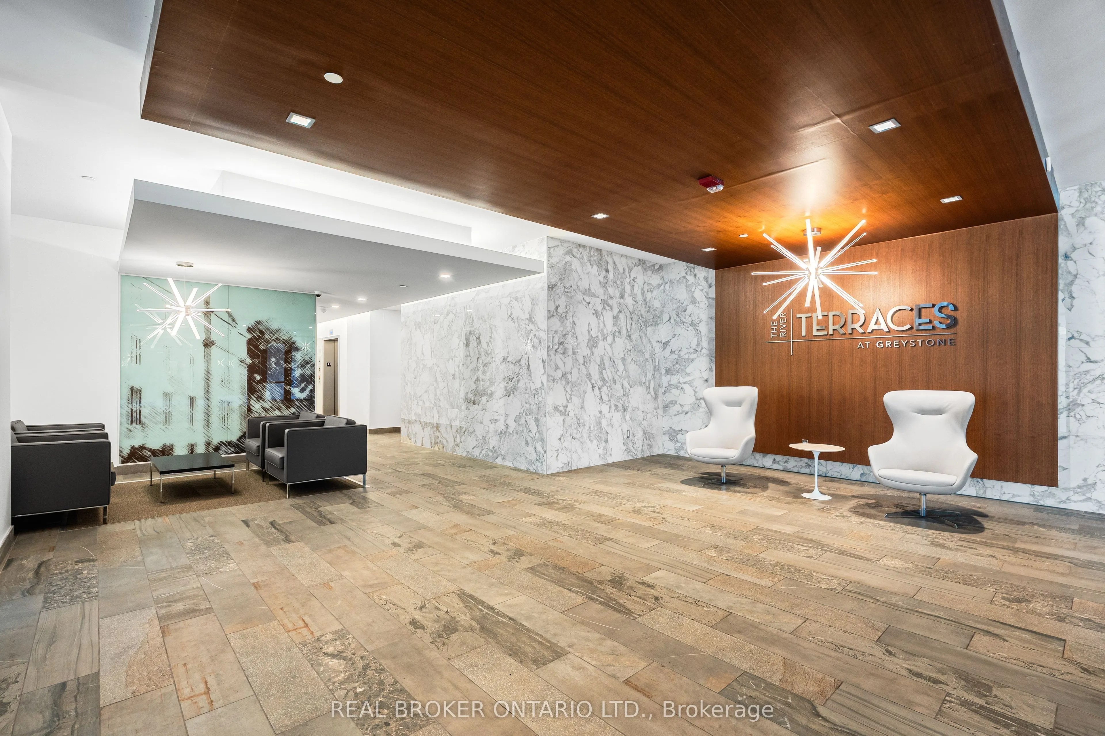 530 De Mazenod Avenue, #310