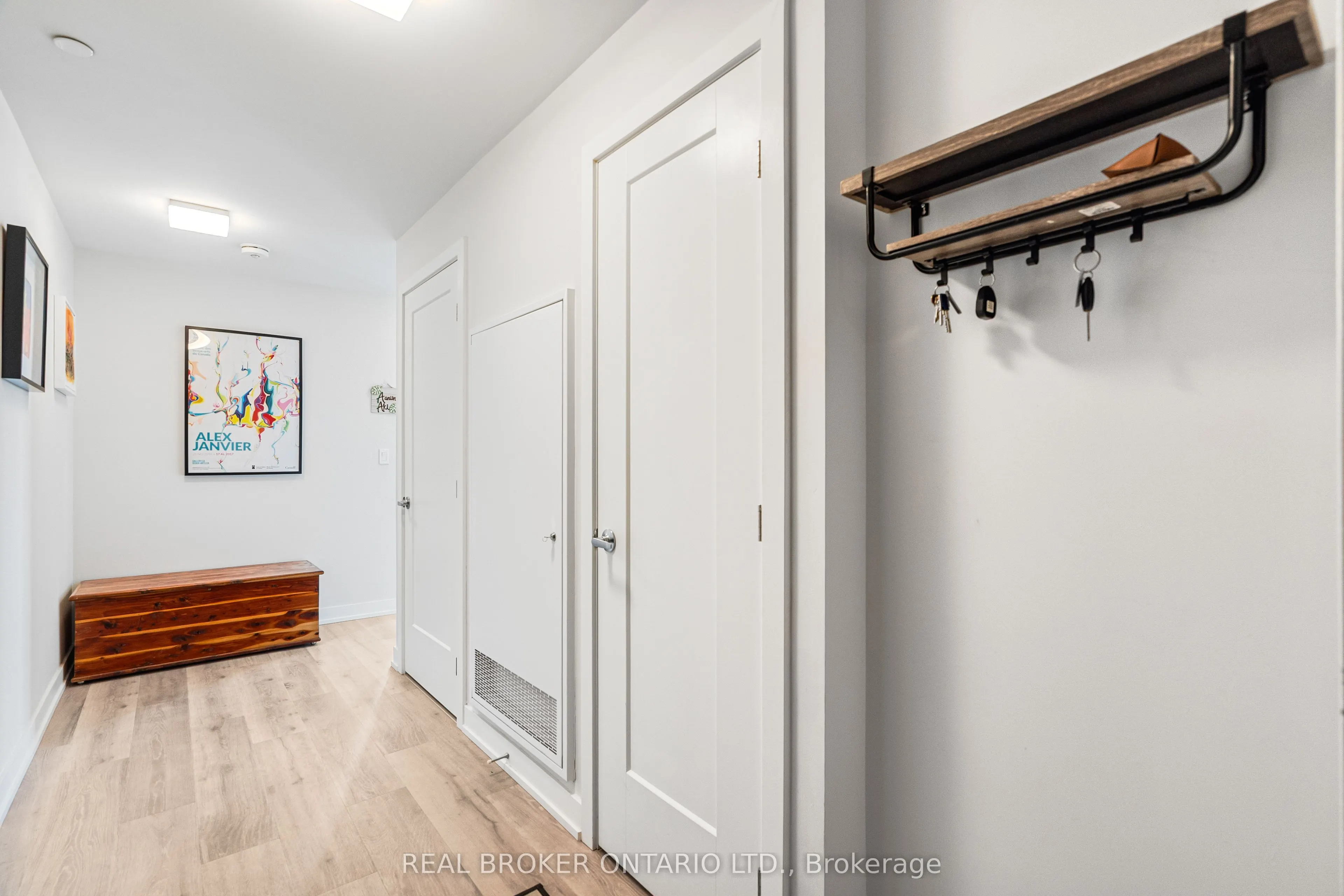530 De Mazenod Avenue, #310