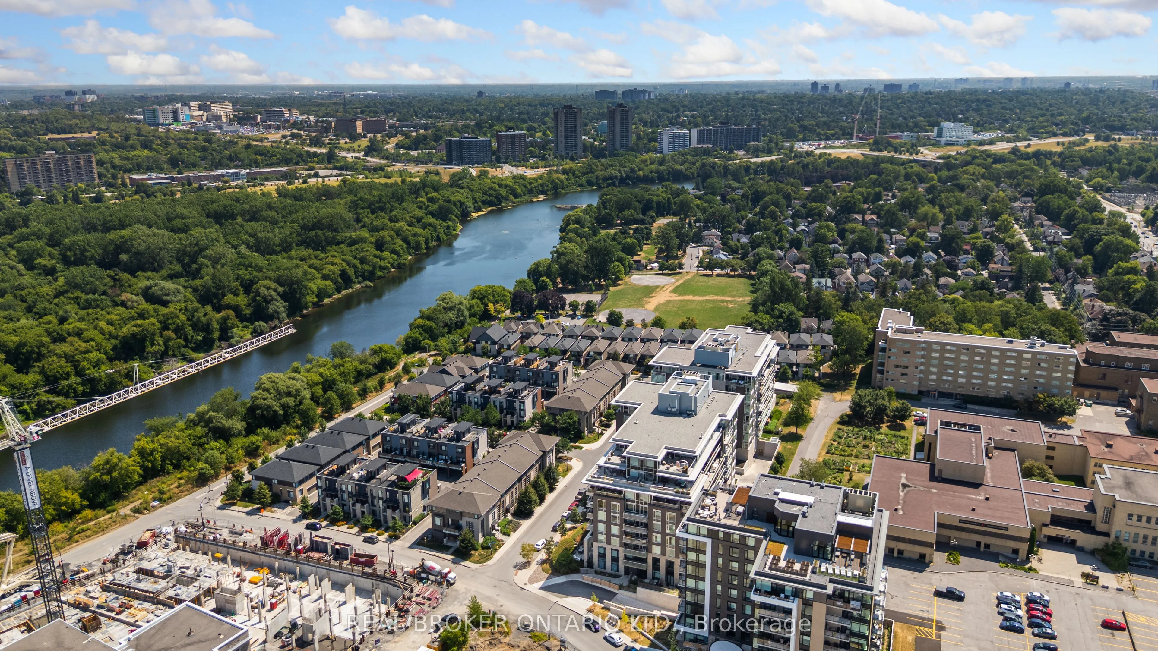 530 De Mazenod Avenue, #310