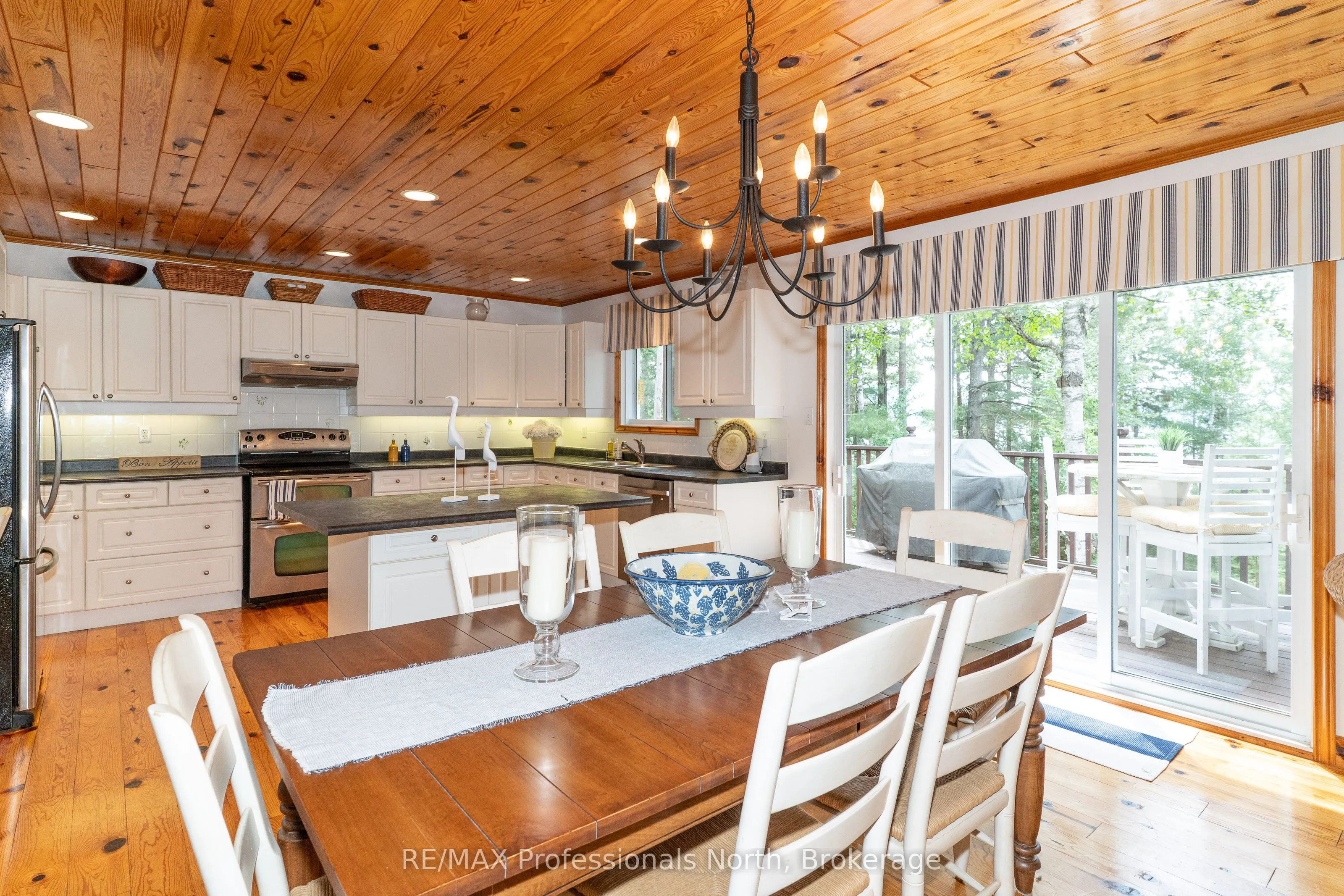1140 Seabreeze Road