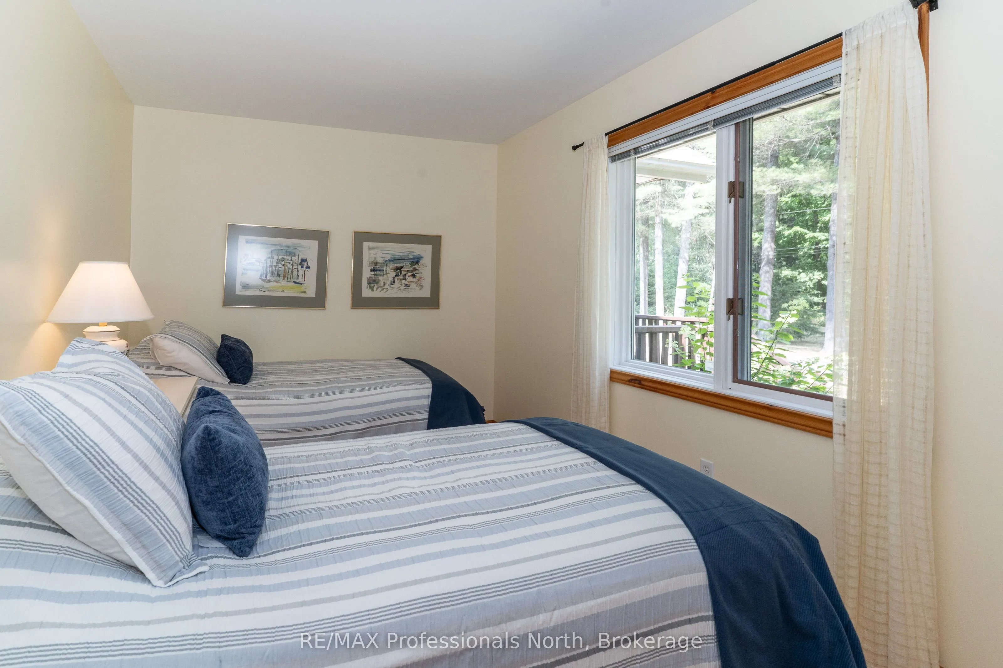 1140 Seabreeze Road