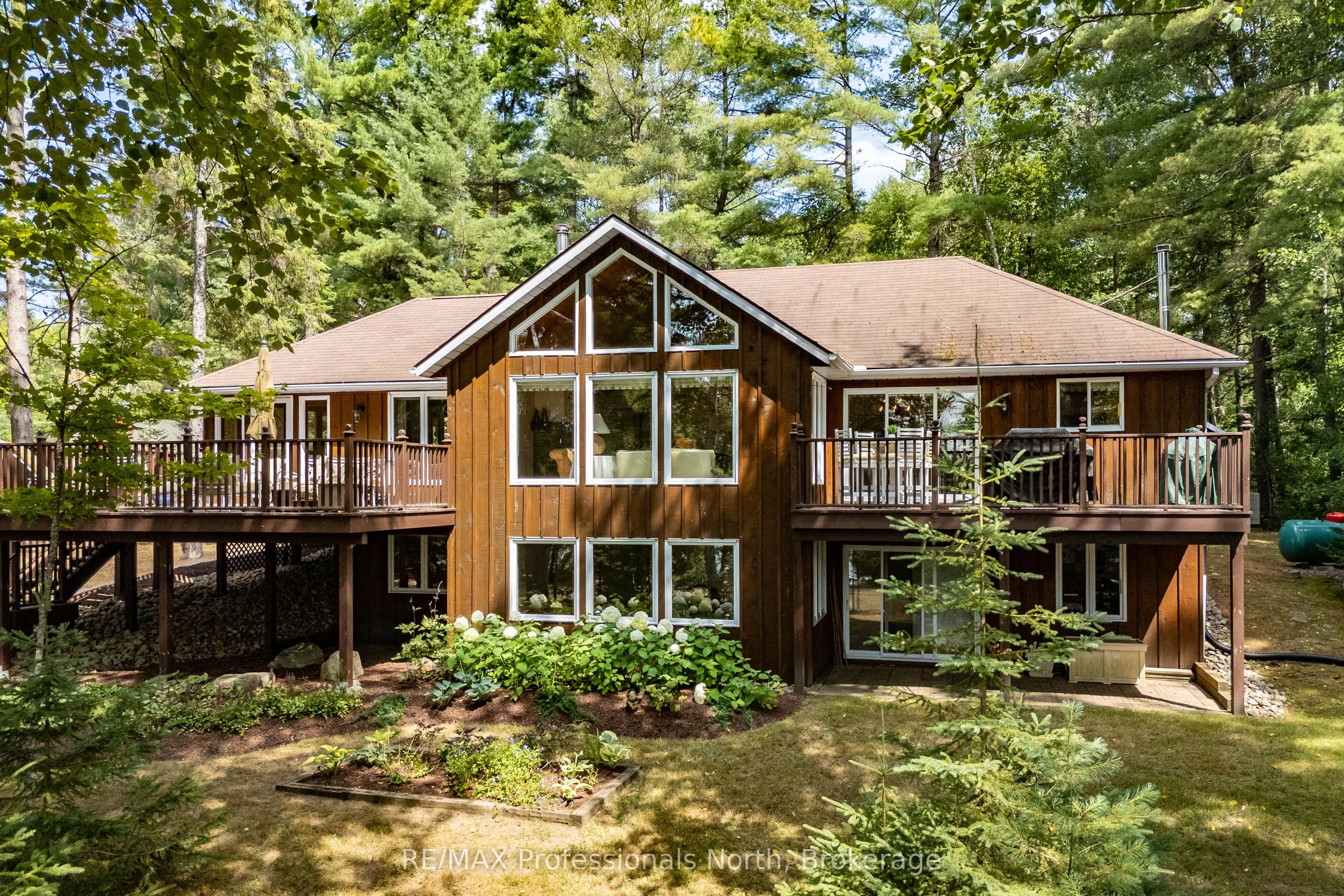 1140 Seabreeze Road